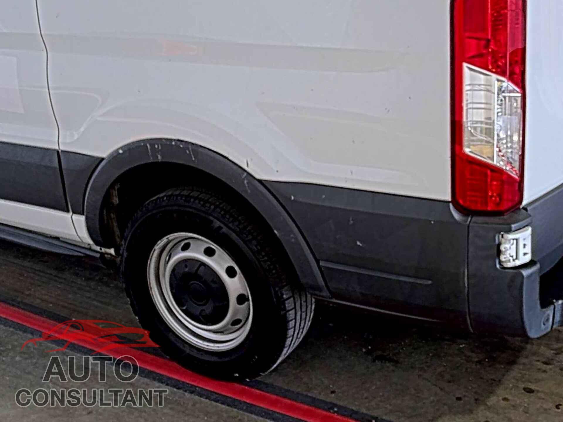 FORD TRANSIT 2017 - 1FTYE1YM8HKA82254