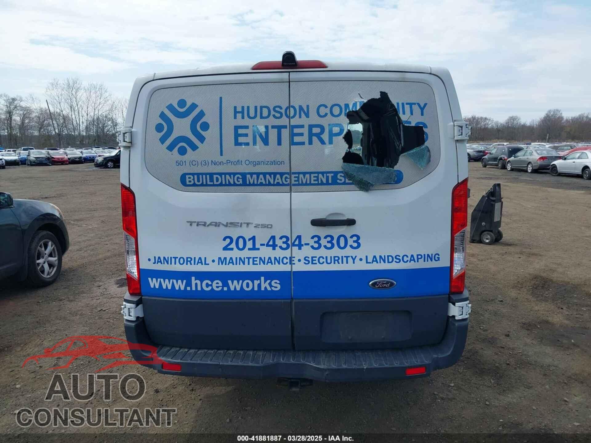 FORD TRANSIT-250 2015 - 1FTNR1YM6FKB00237