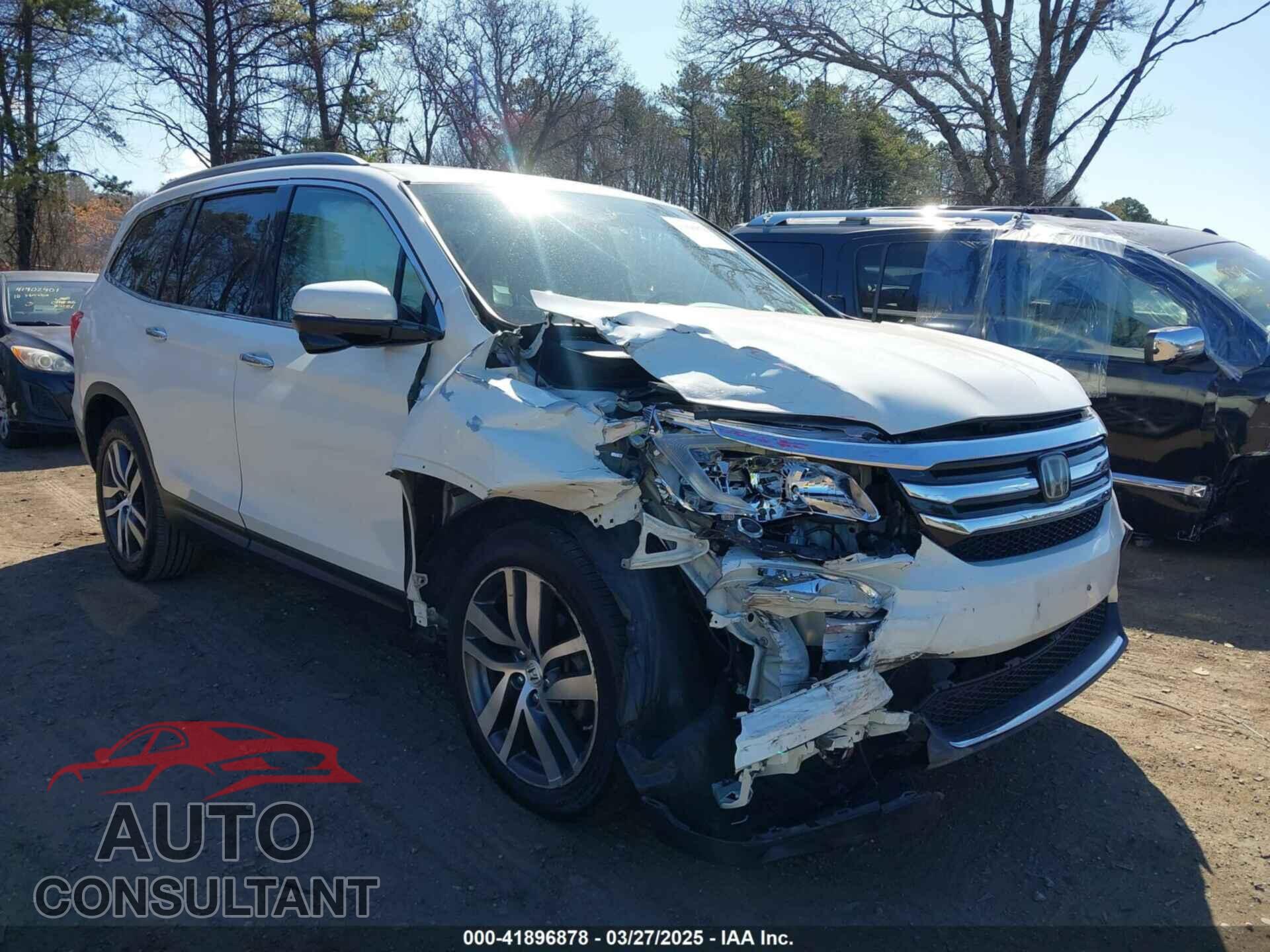 HONDA PILOT 2017 - 5FNYF6H99HB089121