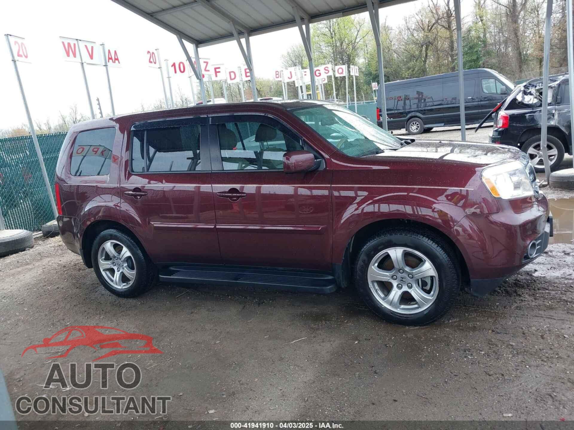 HONDA PILOT 2013 - 5FNYF4H54DB029968