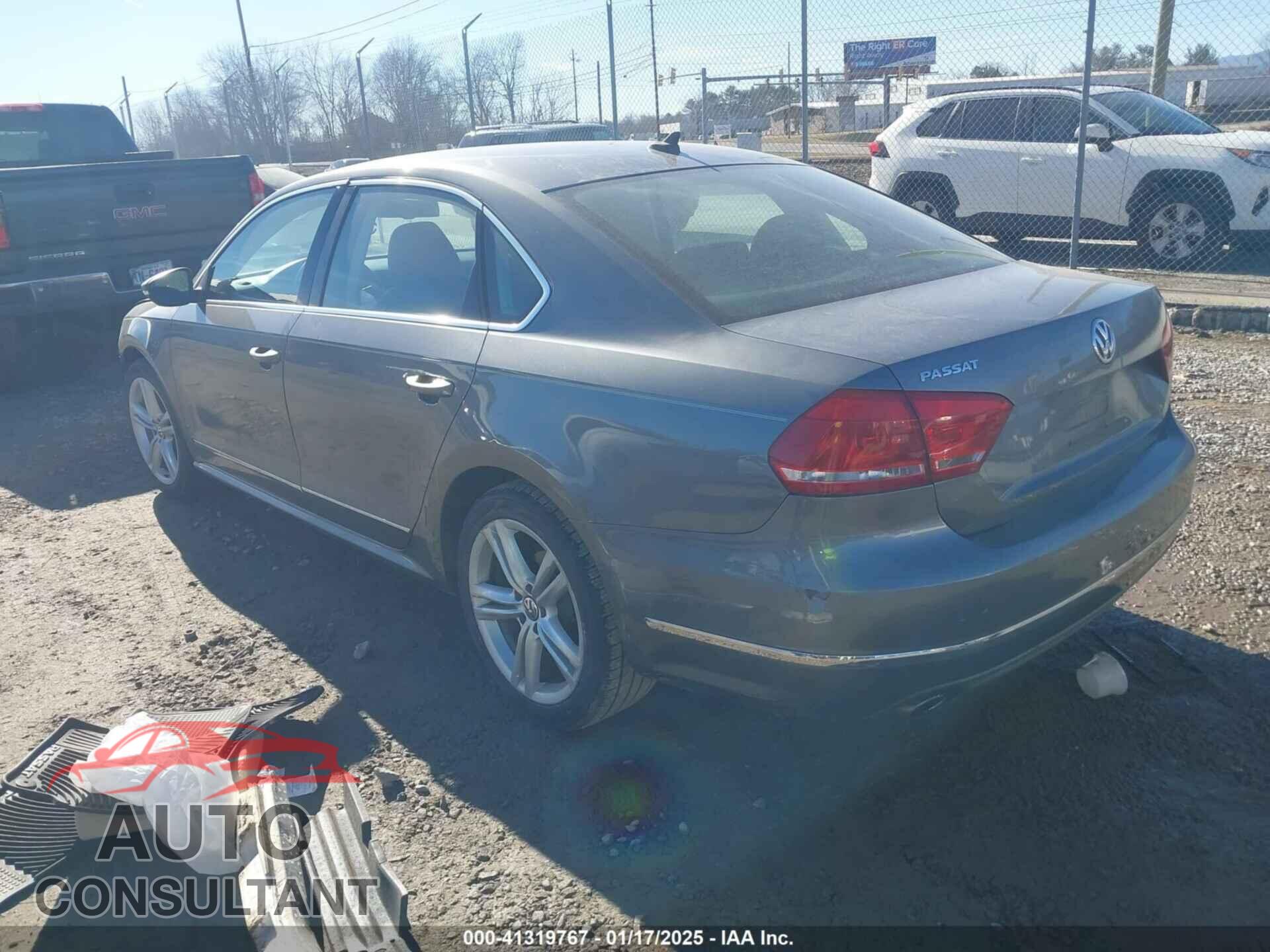VOLKSWAGEN PASSAT 2012 - 1VWCM7A34CC012185