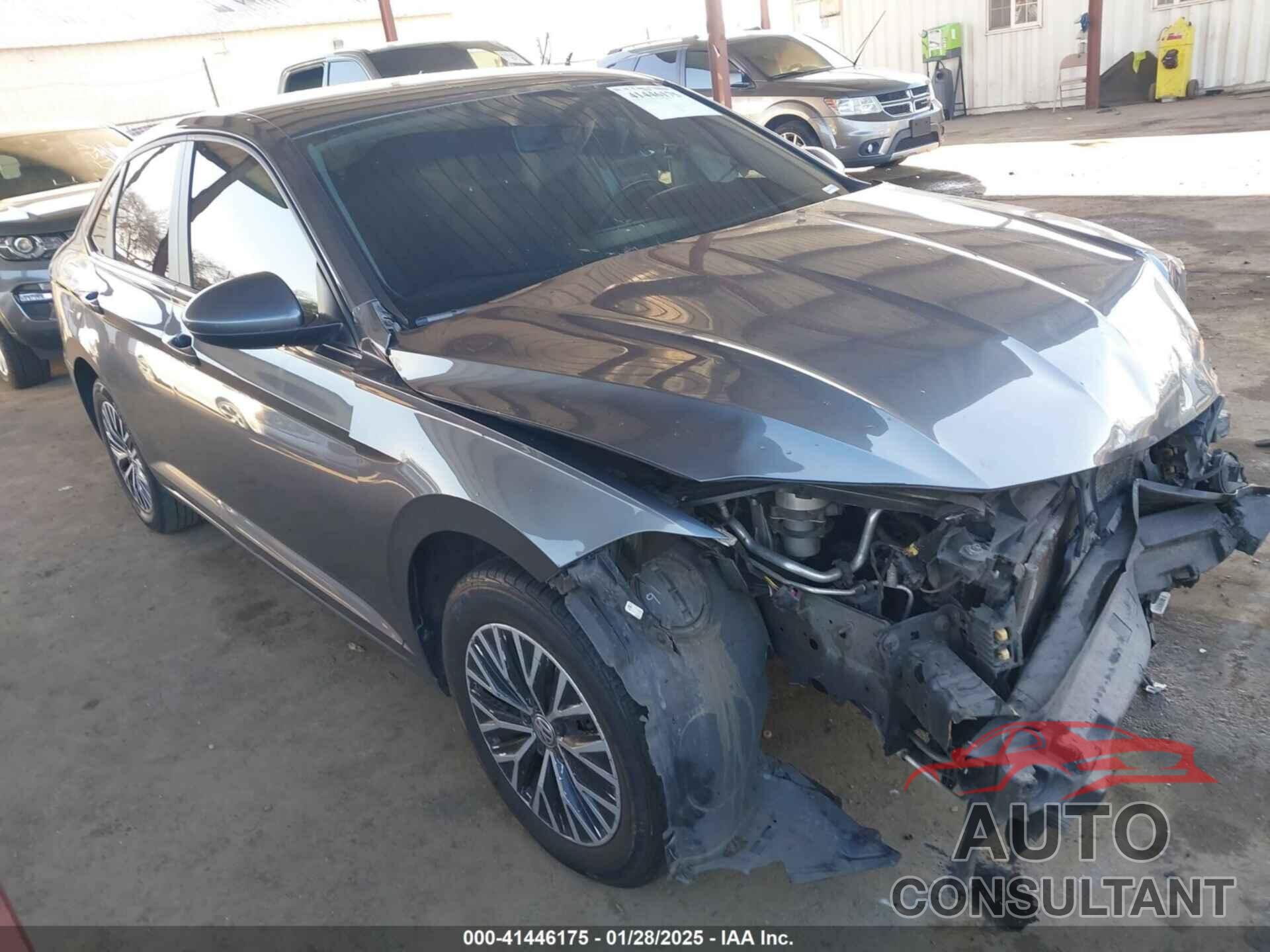 VOLKSWAGEN JETTA 2019 - 3VWC57BU4KM125958
