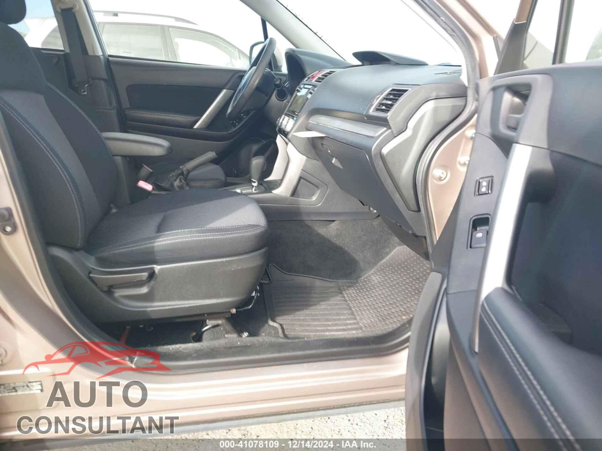 SUBARU FORESTER 2016 - JF2SJADC8GH500145