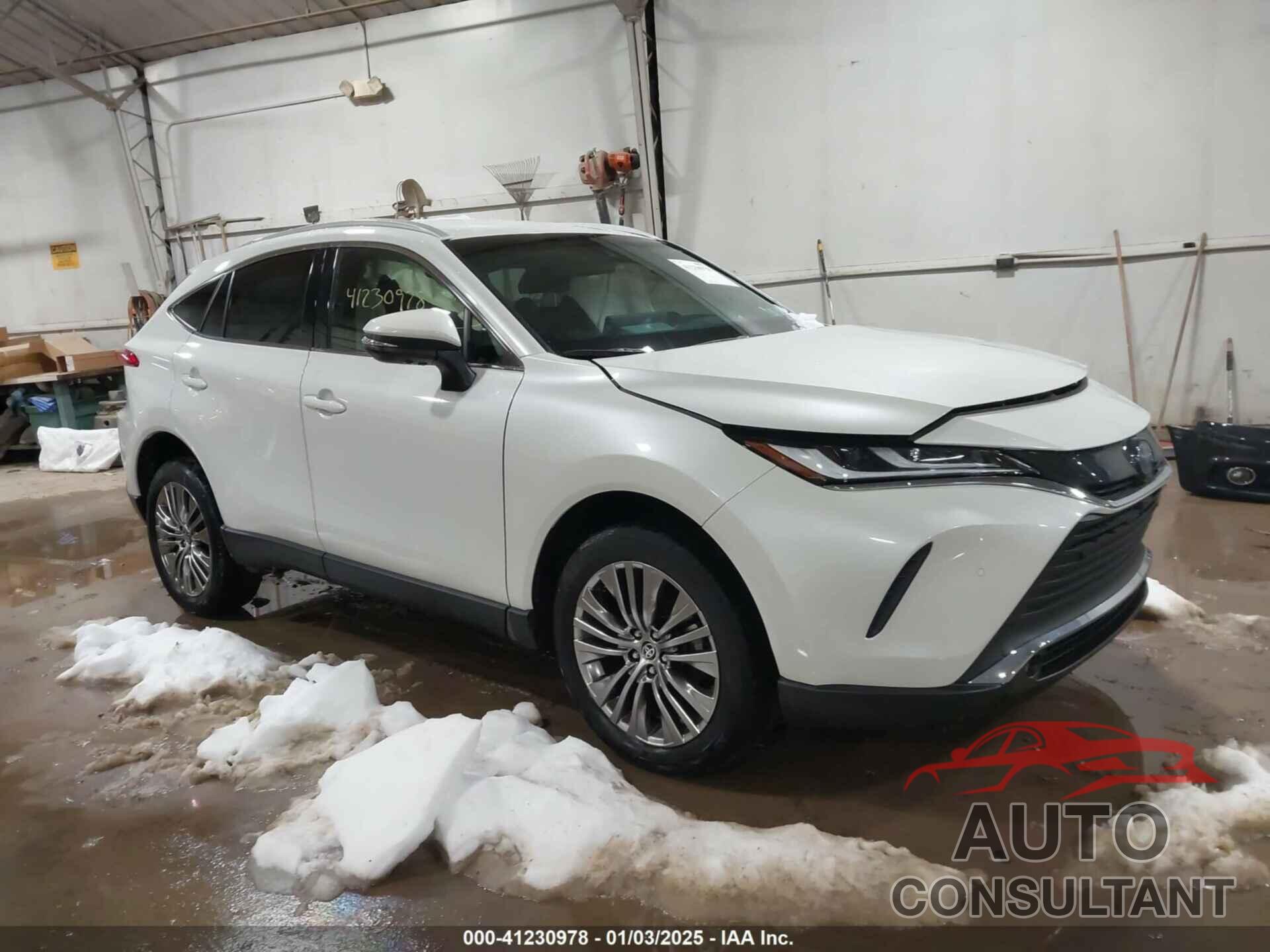 TOYOTA VENZA 2022 - JTEAAAAH0NJ095894