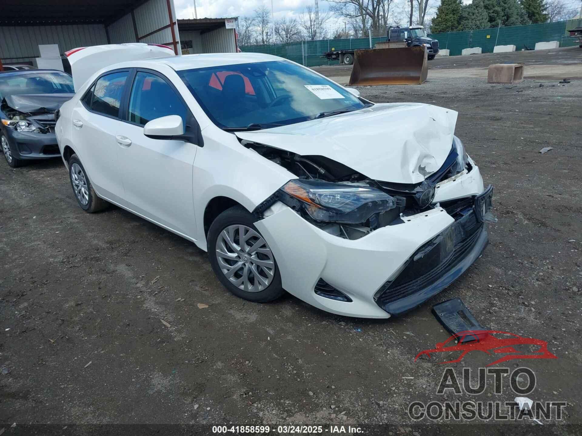 TOYOTA COROLLA 2018 - 5YFBURHE2JP786781