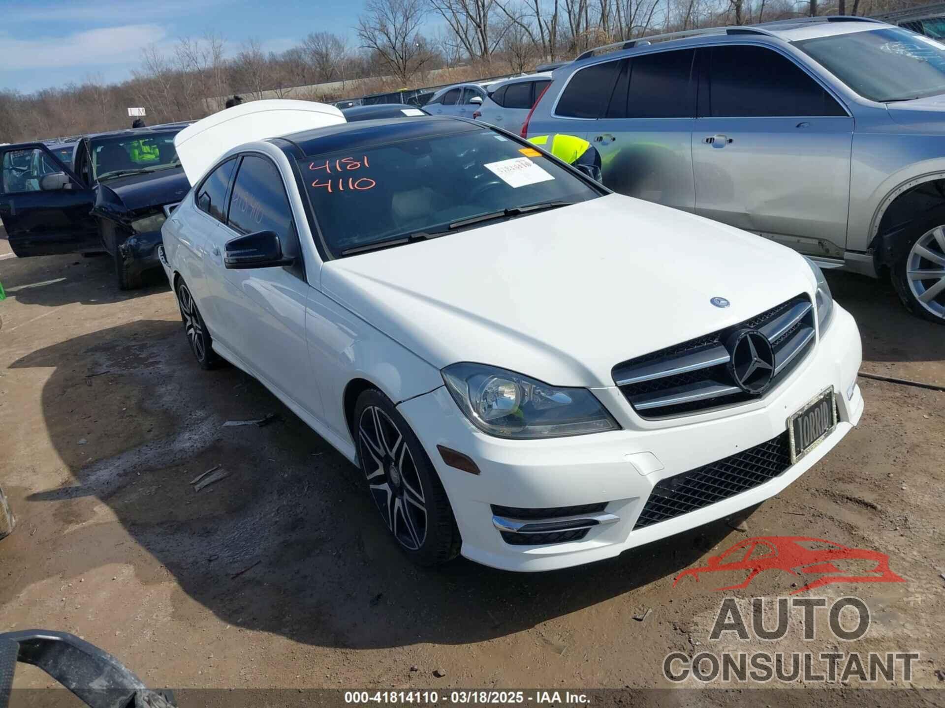 MERCEDES-BENZ C 250 2015 - WDDGJ4HB7FG361739