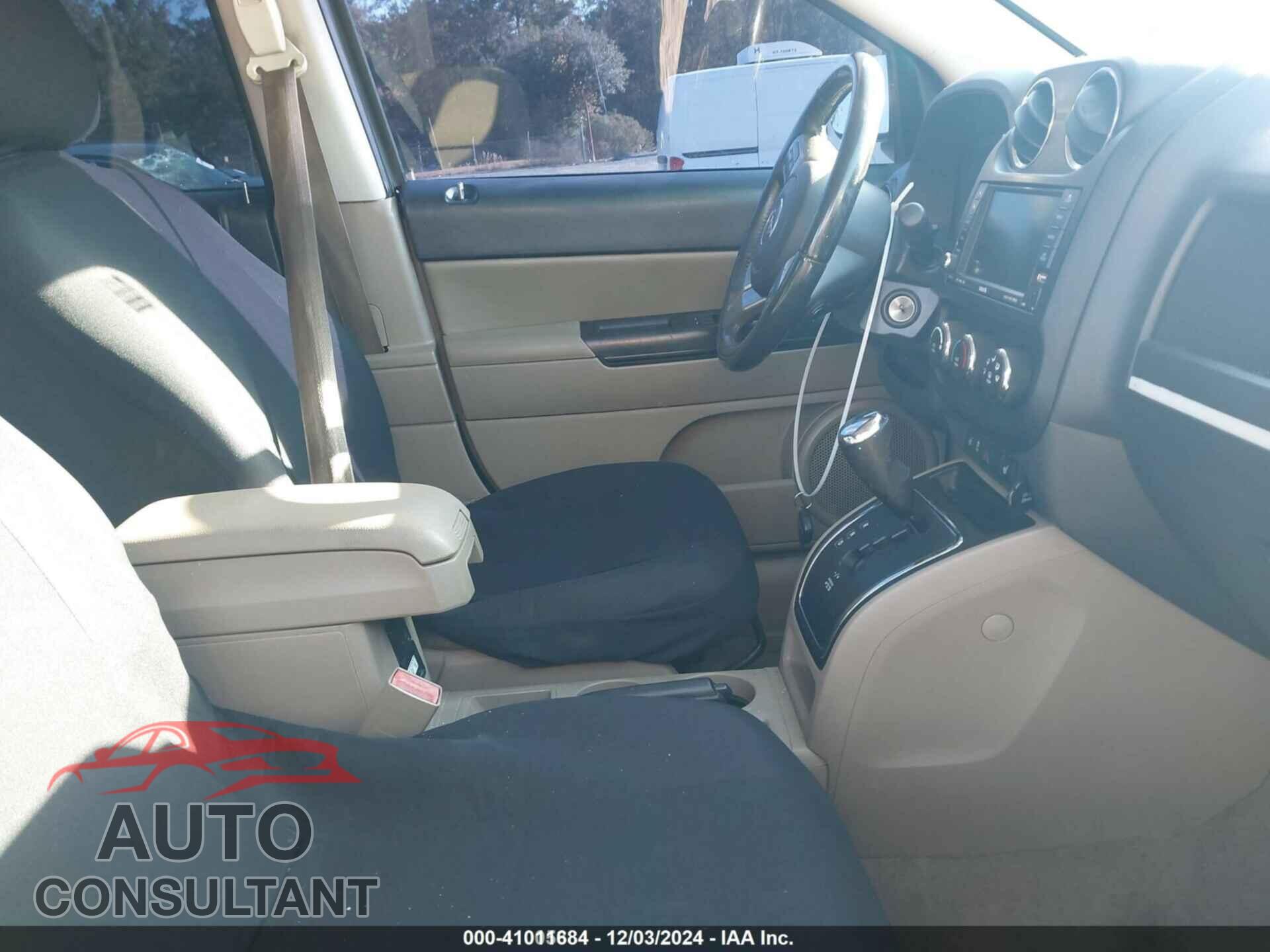 JEEP COMPASS 2011 - 1J4NT1FB0BD138008