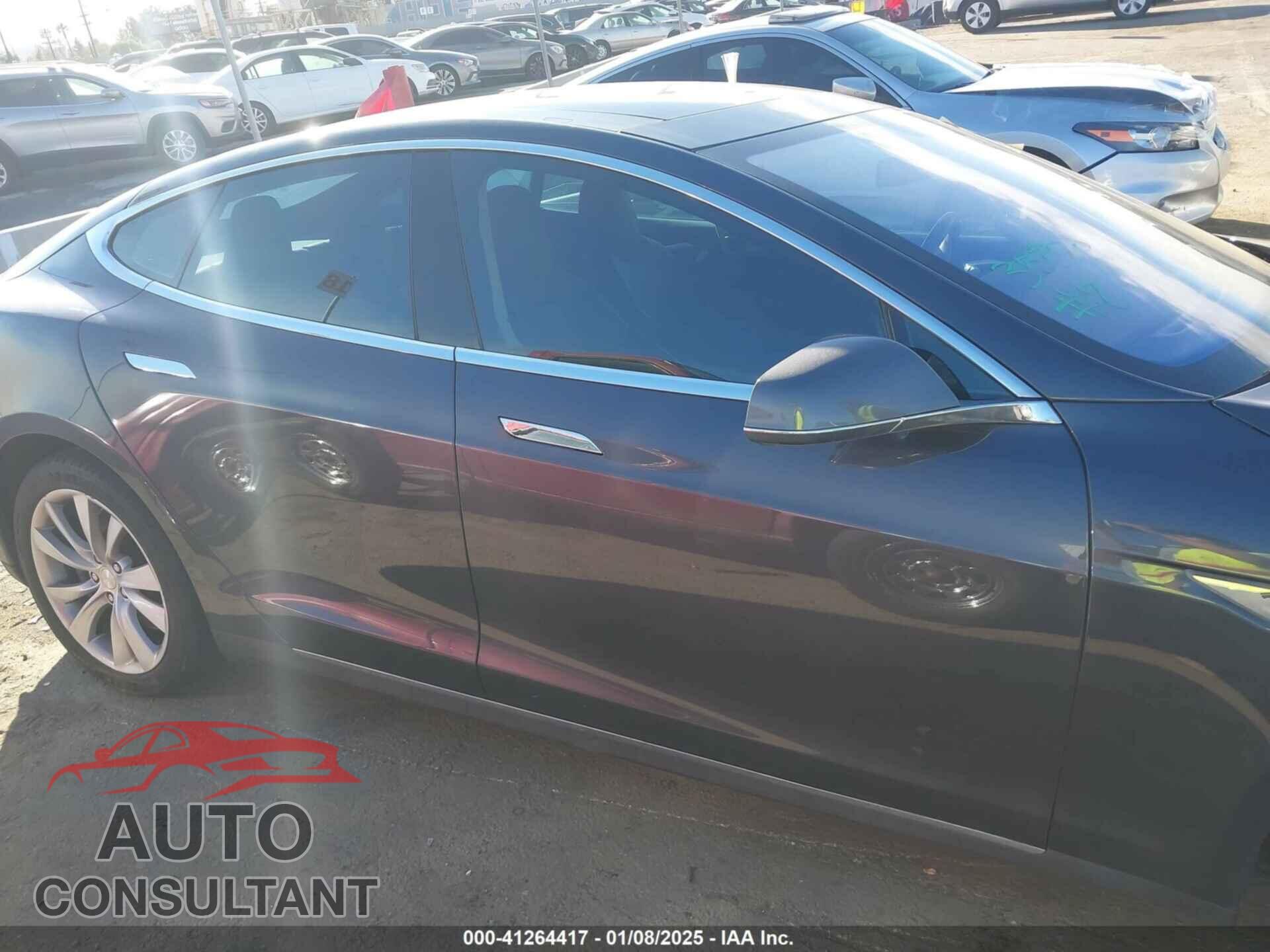 TESLA MODEL S 2015 - 5YJSA1E22FF109253