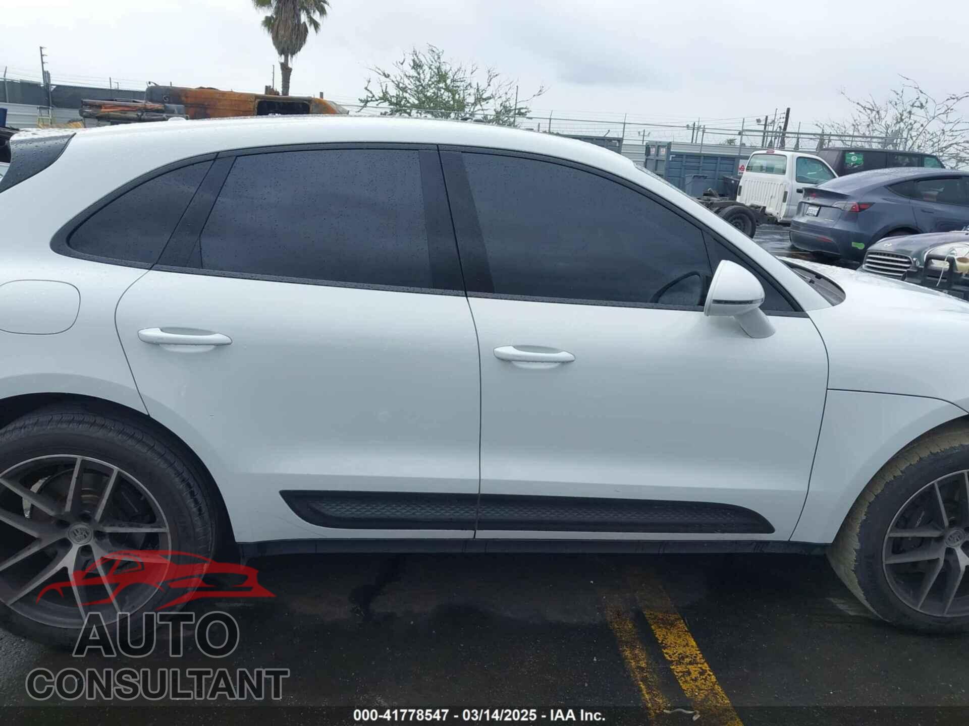 PORSCHE MACAN 2023 - WP1AA2A56PLB17385