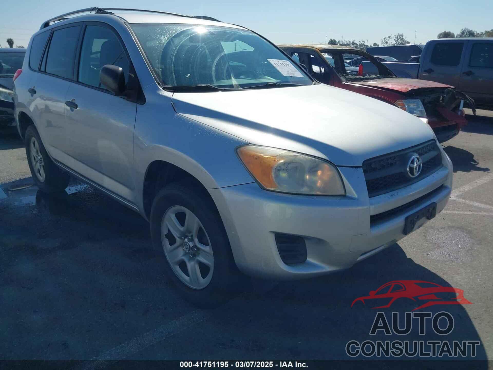 TOYOTA RAV4 2011 - 2T3ZF4DV8BW074168