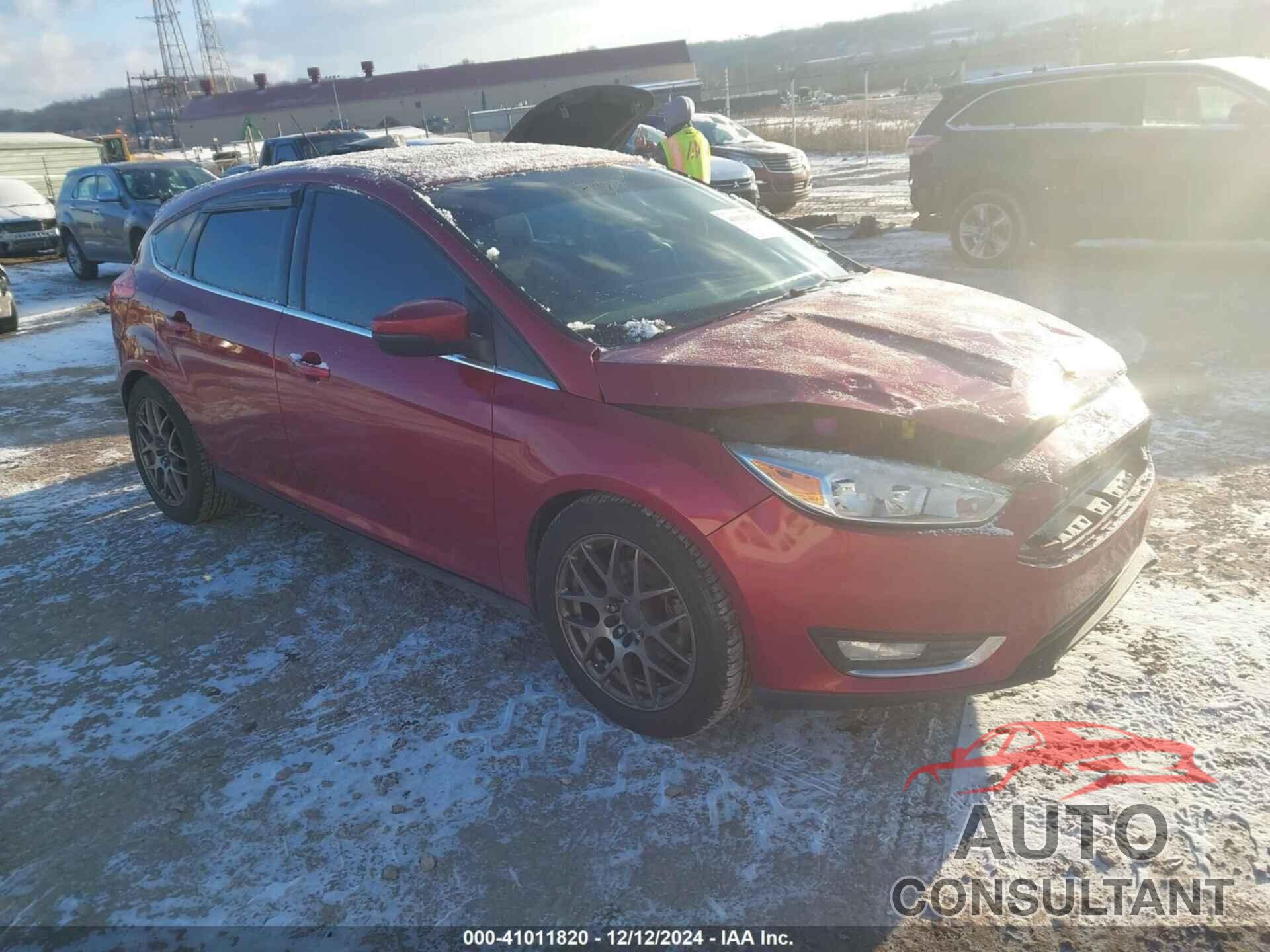 FORD FOCUS 2015 - 1FADP3N23FL322363