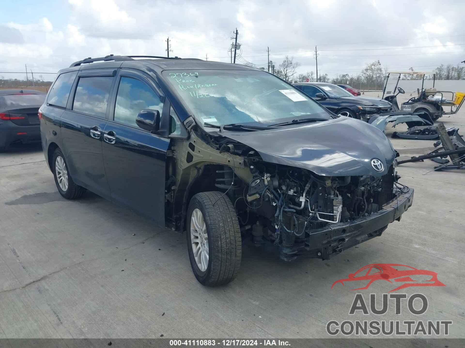 TOYOTA SIENNA 2017 - 5TDYZ3DC1HS837136