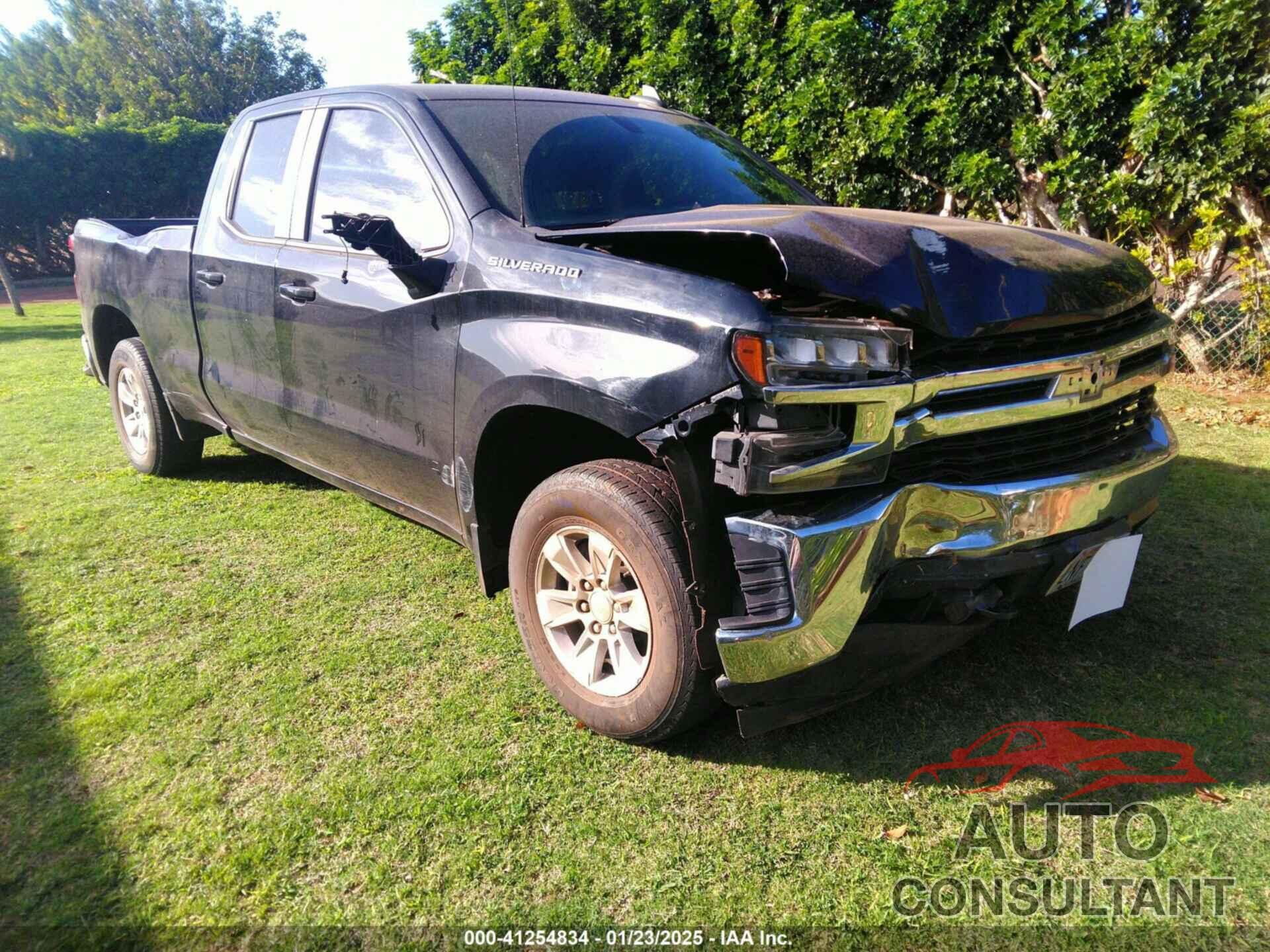 CHEVROLET SILVERADO 1500 2020 - 1GCRYDED1LZ157720