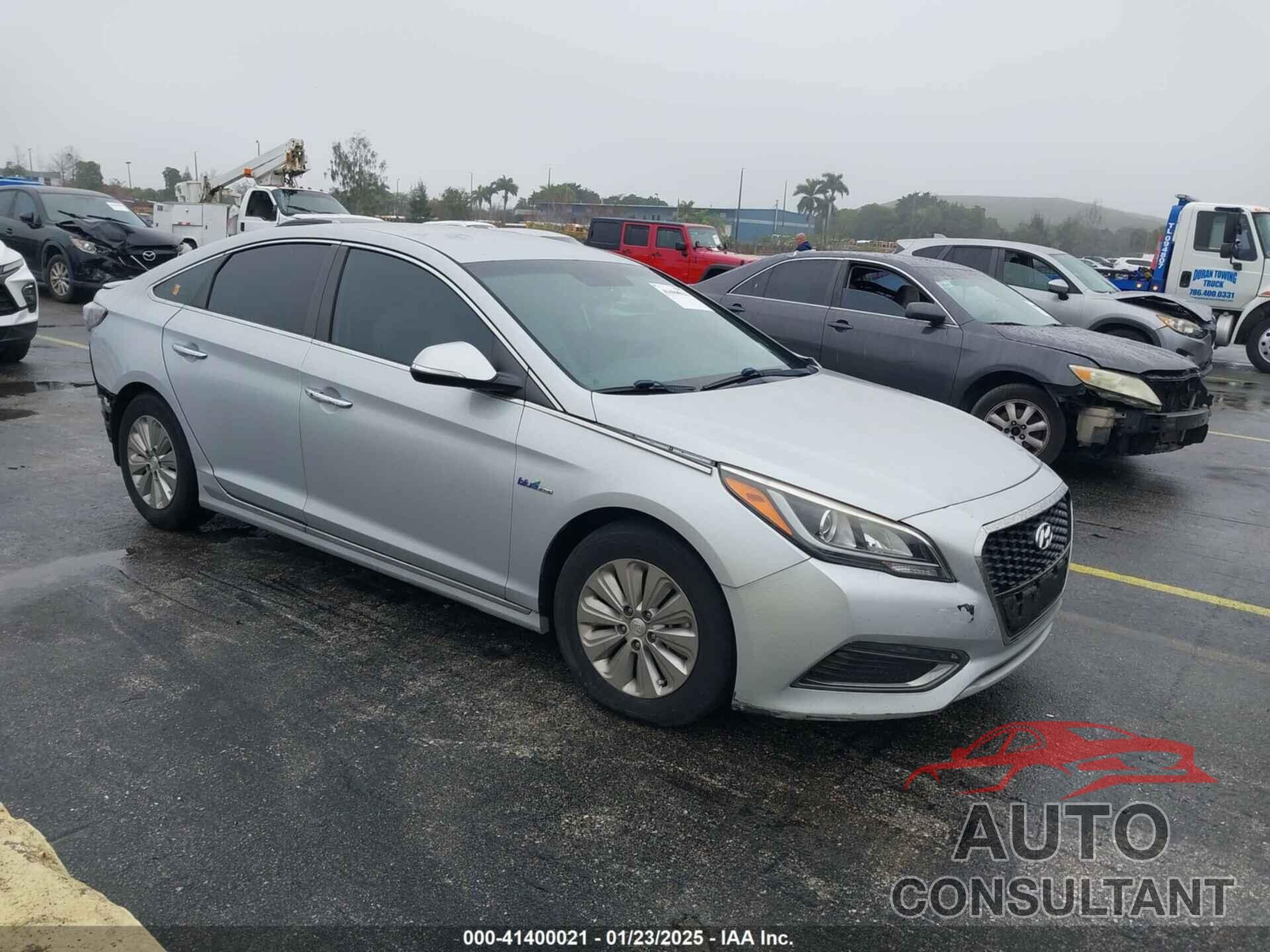 HYUNDAI SONATA HYBRID 2017 - KMHE24L15HA059199