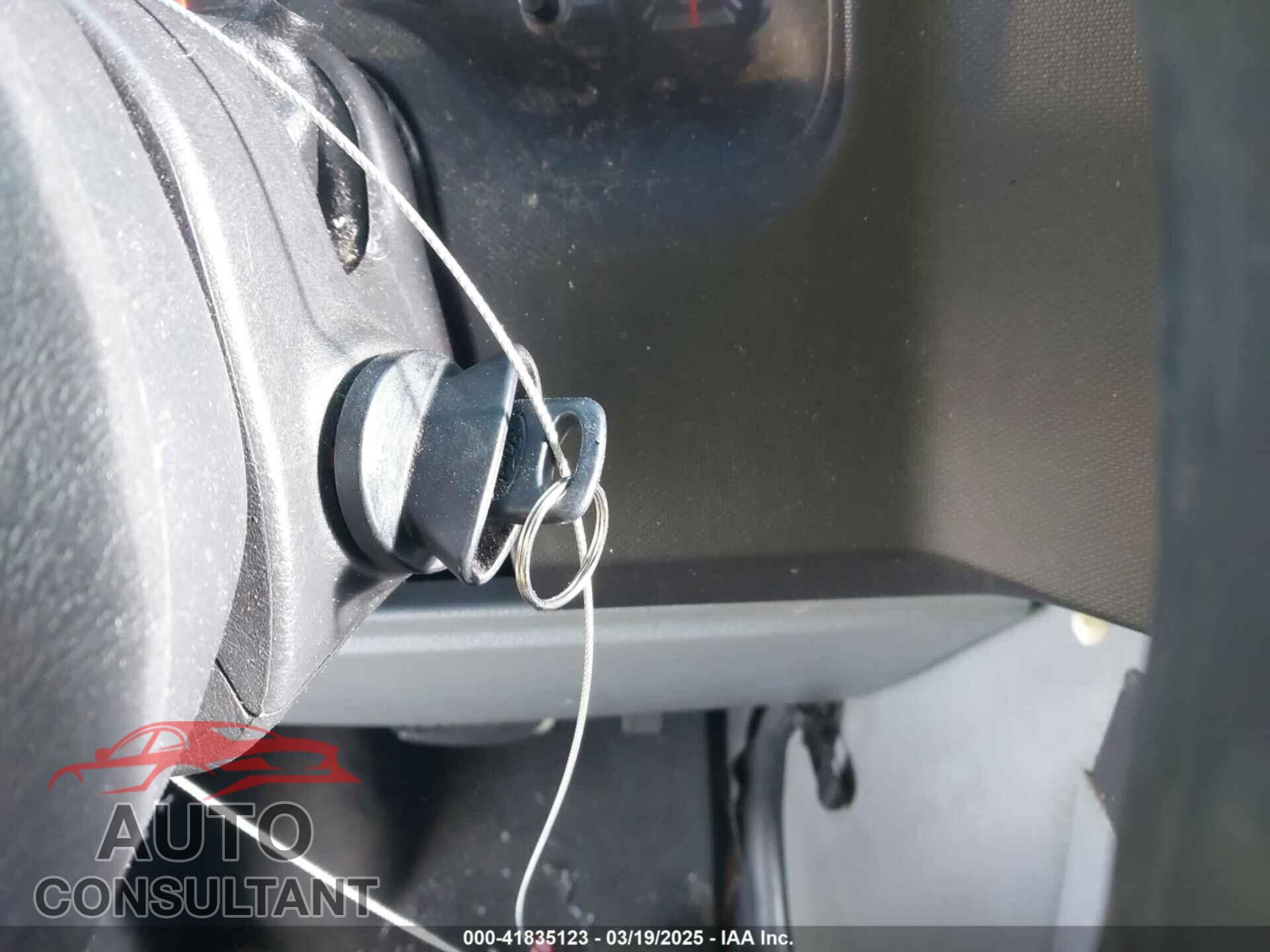 FORD E-150 2011 - 1FTNE1EW8BDB25415
