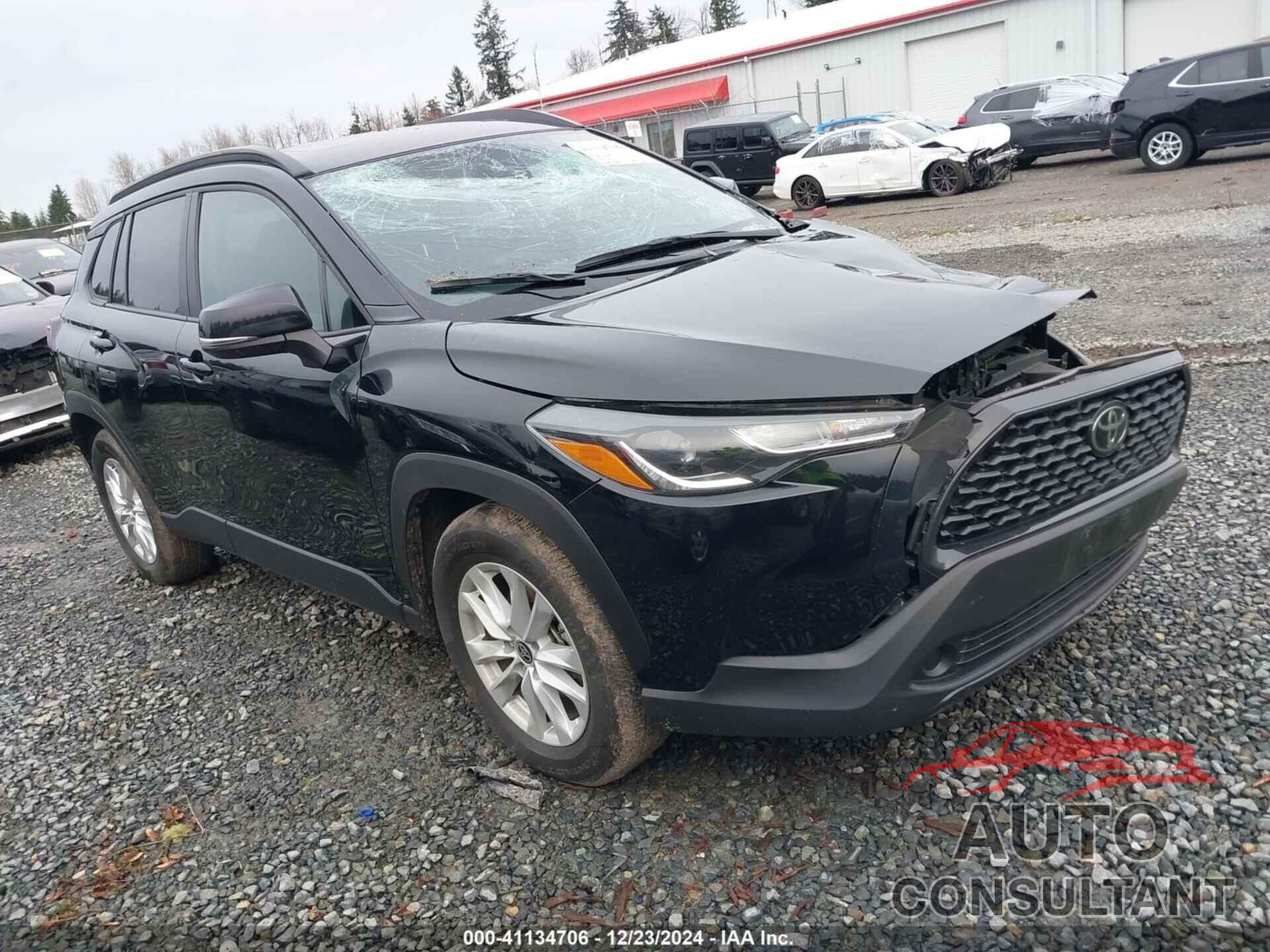 TOYOTA COROLLA CROSS 2022 - 7MUBAABG9NV019341