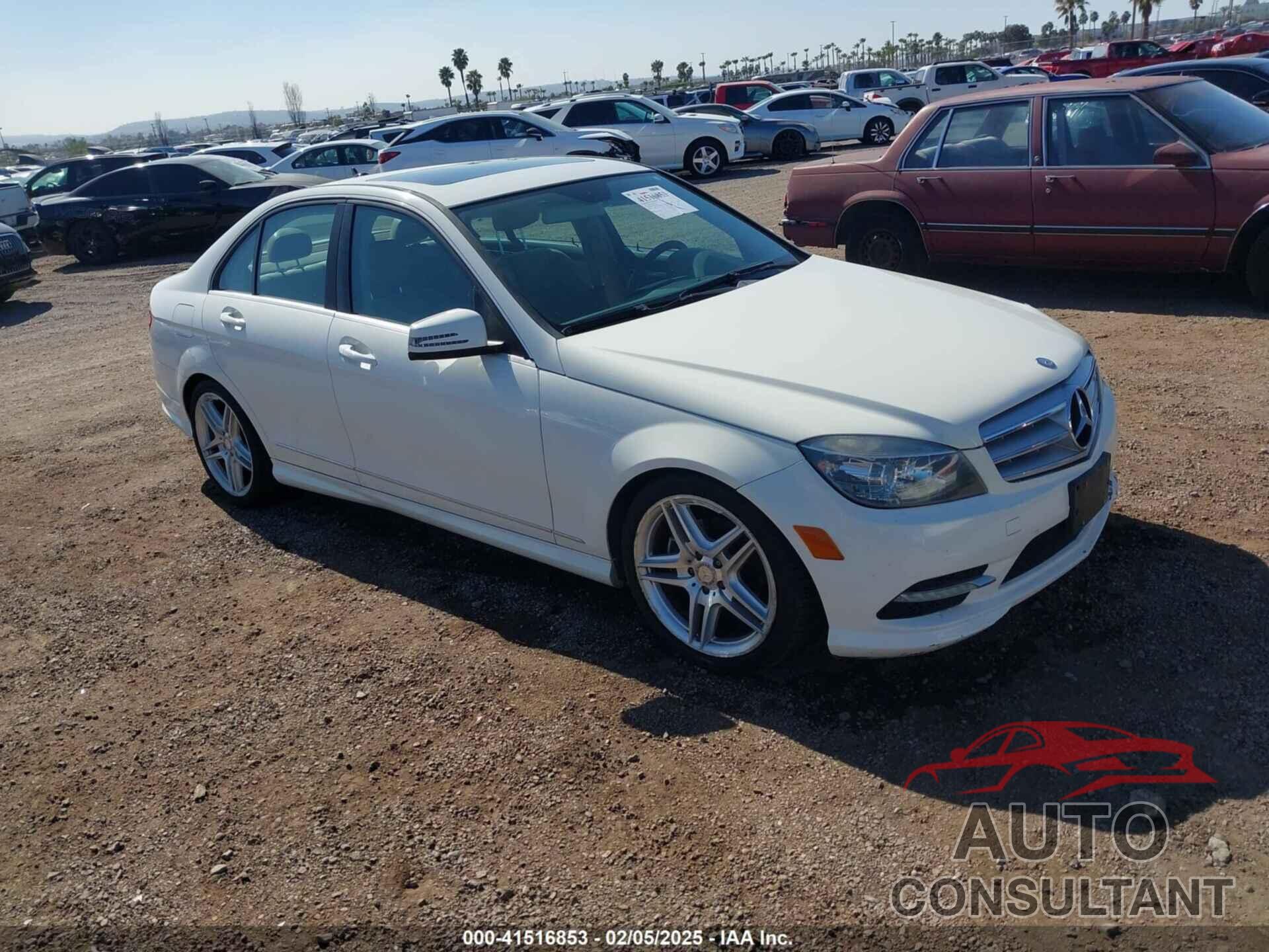 MERCEDES-BENZ C 300 2011 - WDDGF5EB6BF652924