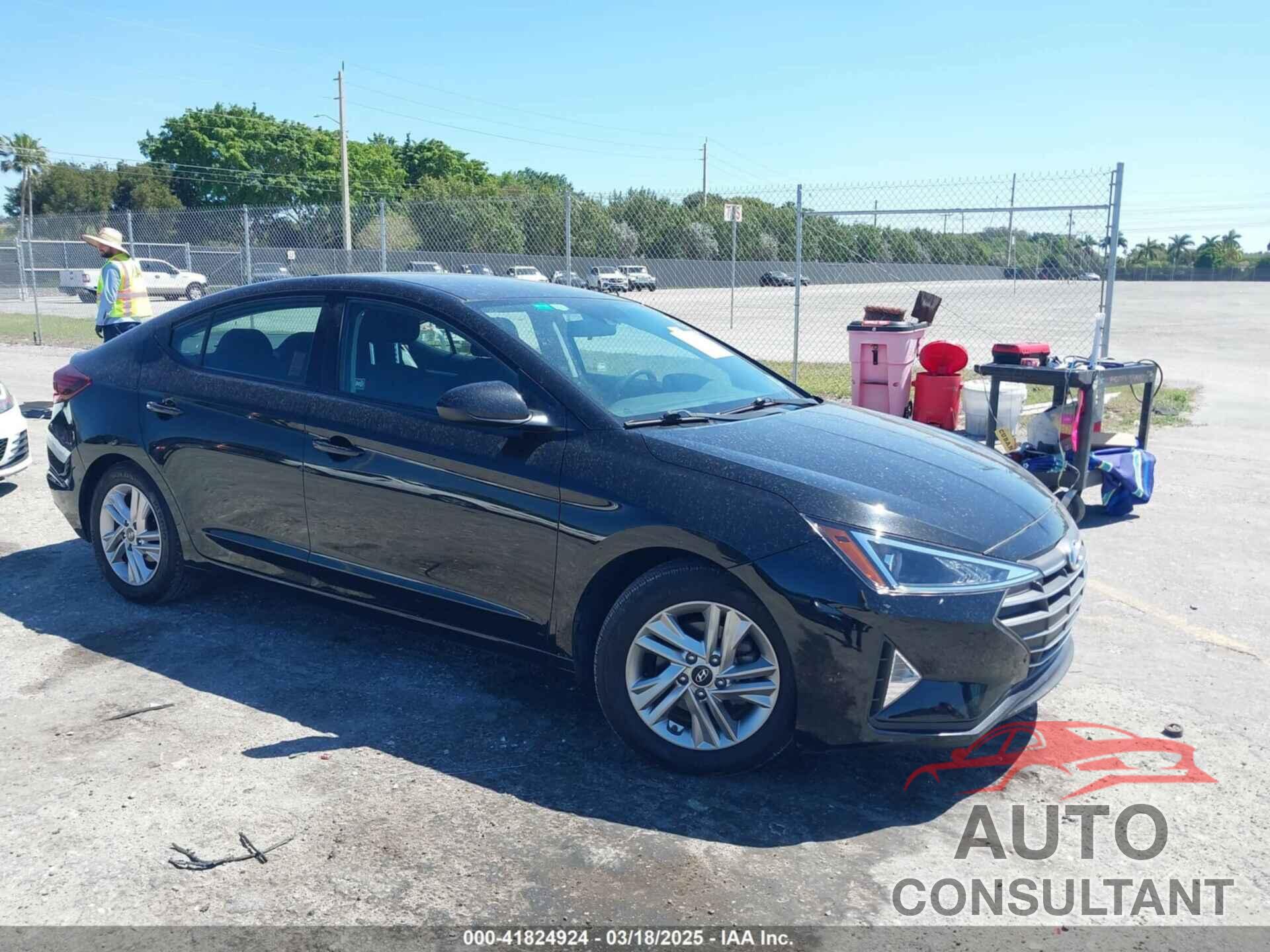 HYUNDAI ELANTRA 2020 - 5NPD84LF4LH519349