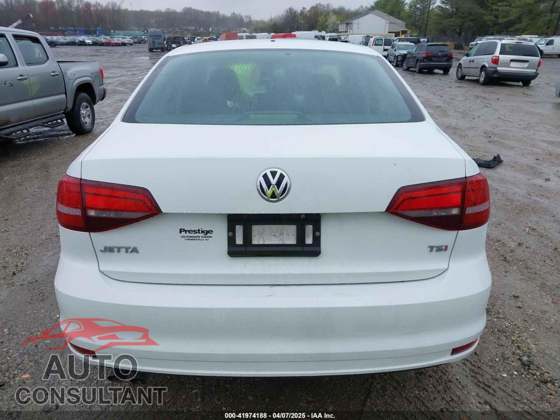 VOLKSWAGEN JETTA 2017 - 3VW2B7AJ8HM344328