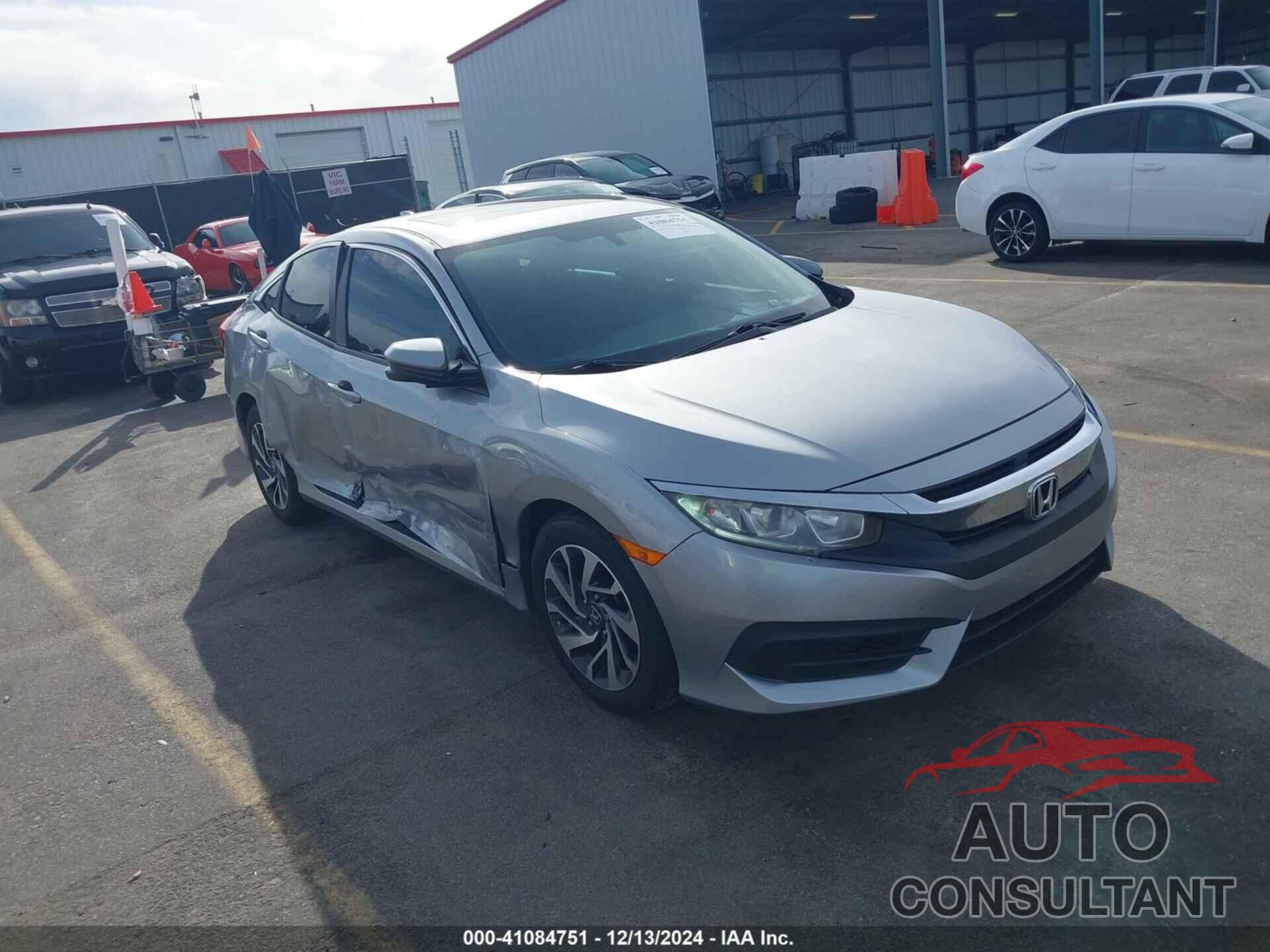 HONDA CIVIC 2017 - 19XFC2F79HE016802