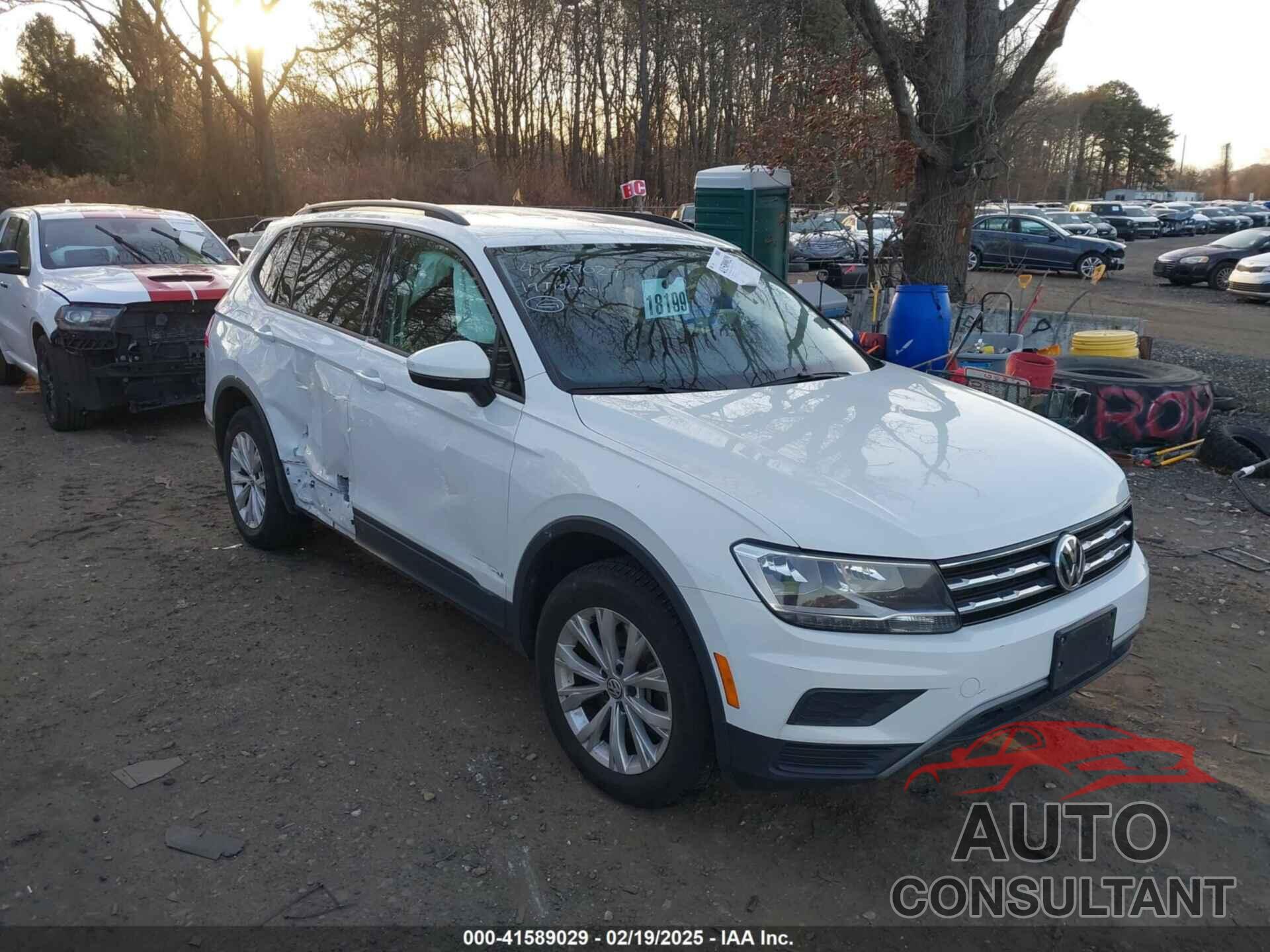 VOLKSWAGEN TIGUAN 2019 - 3VV0B7AX6KM195490