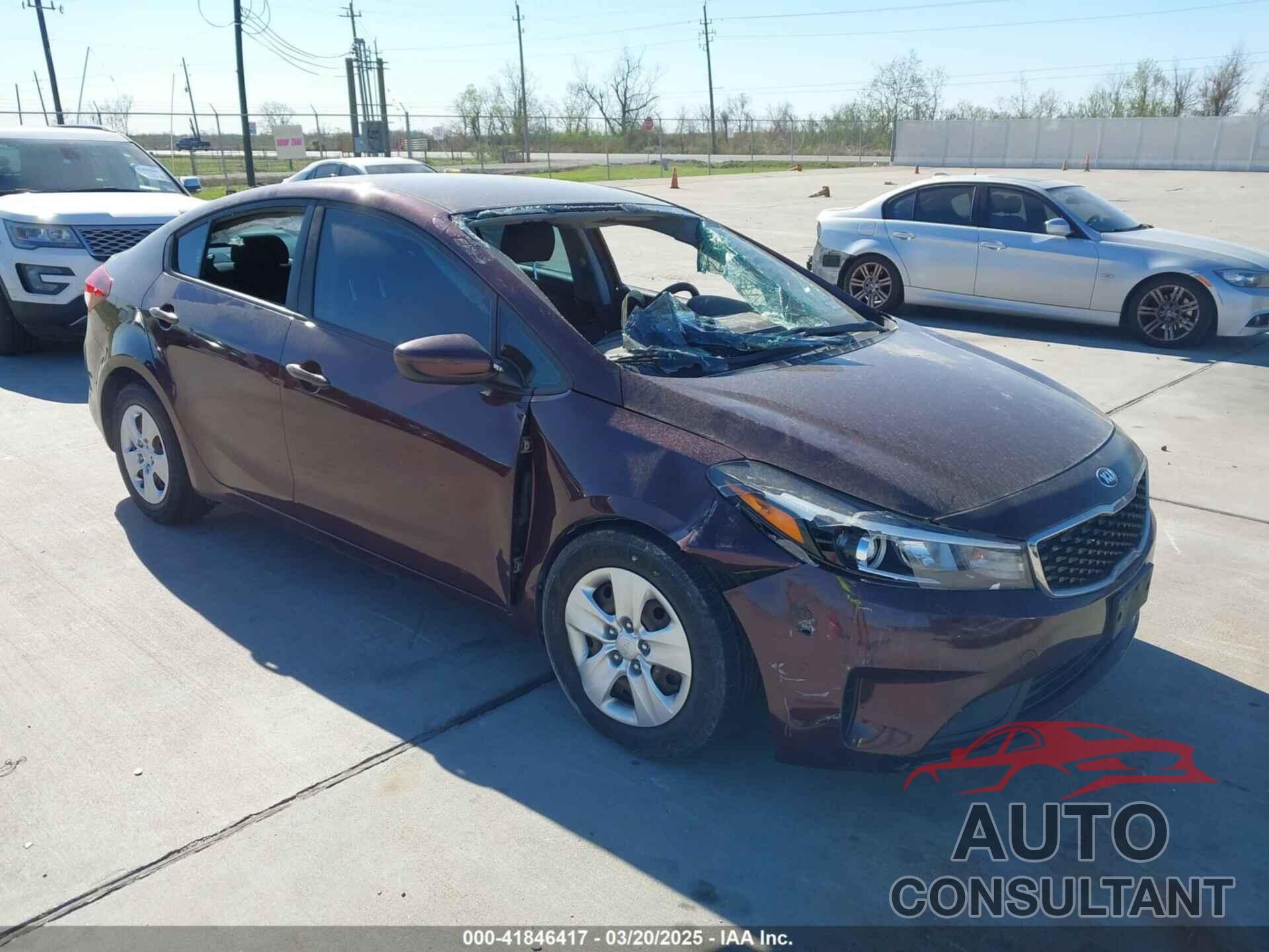KIA FORTE 2018 - 3KPFK4A77JE246026