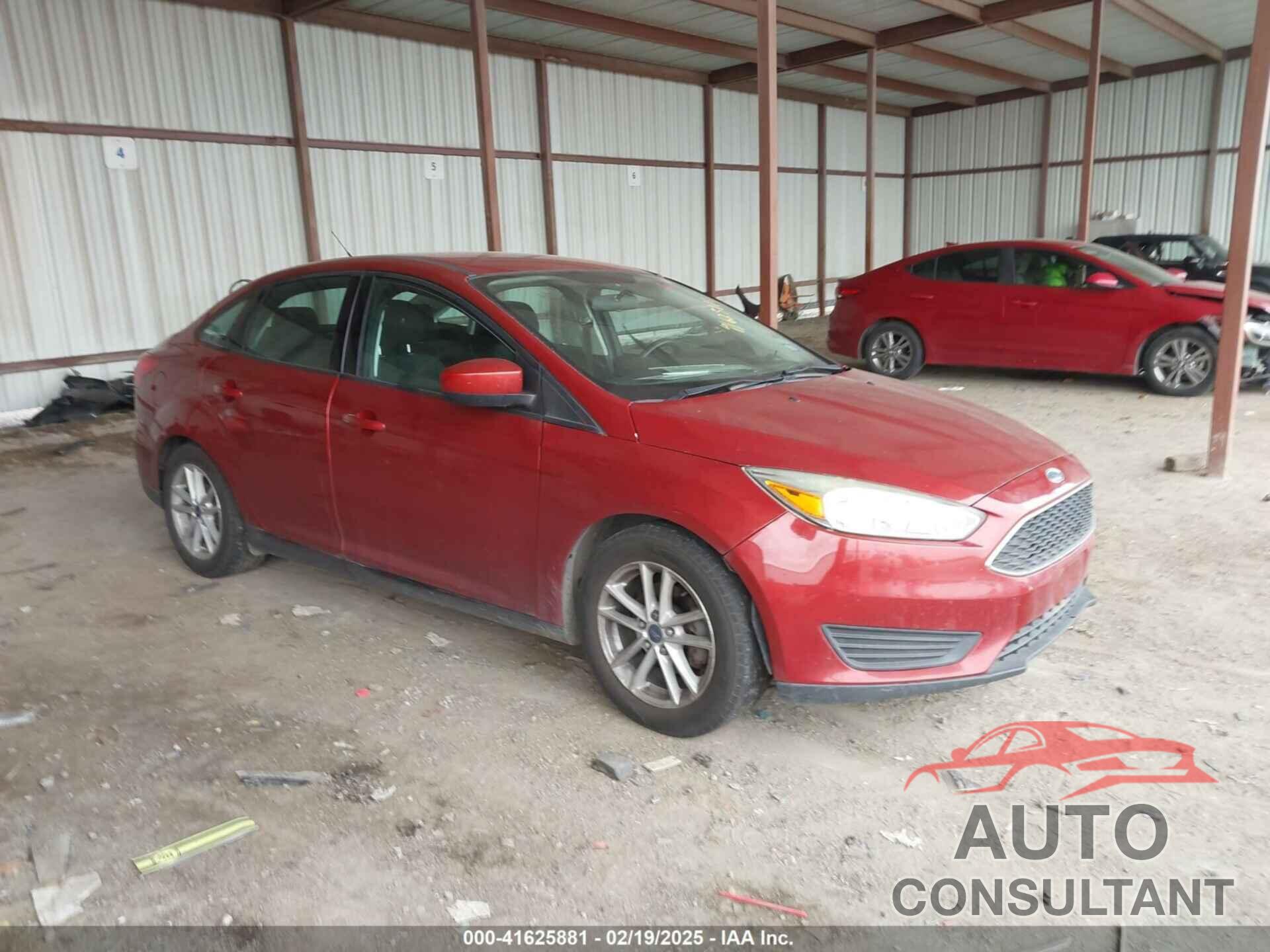 FORD FOCUS 2018 - 1FADP3F25JL299174