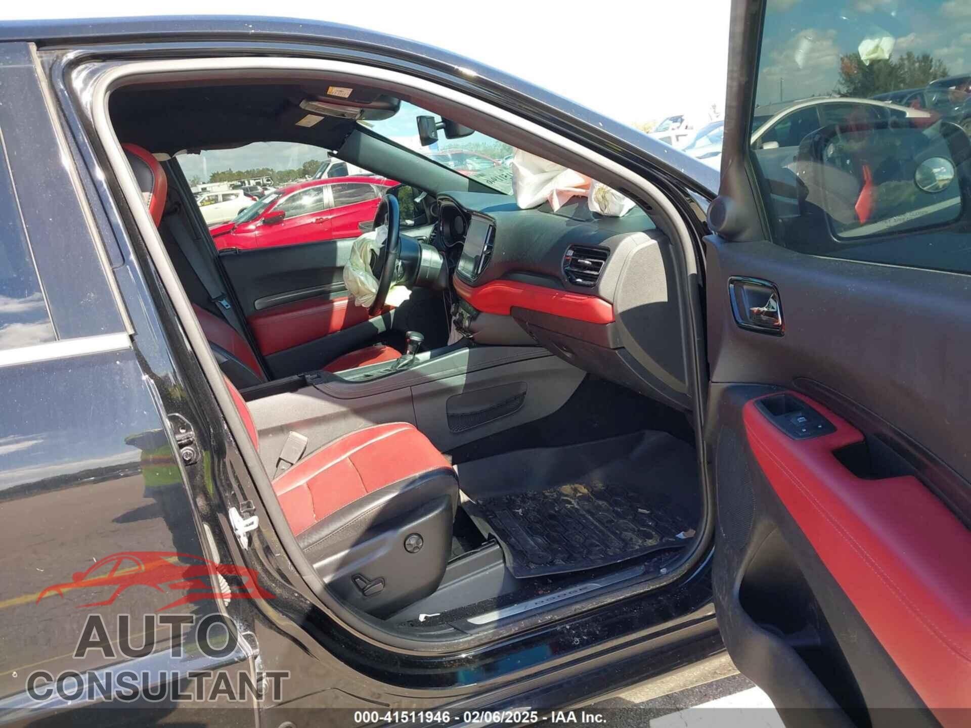 DODGE DURANGO 2021 - 1C4SDJCT8MC556523