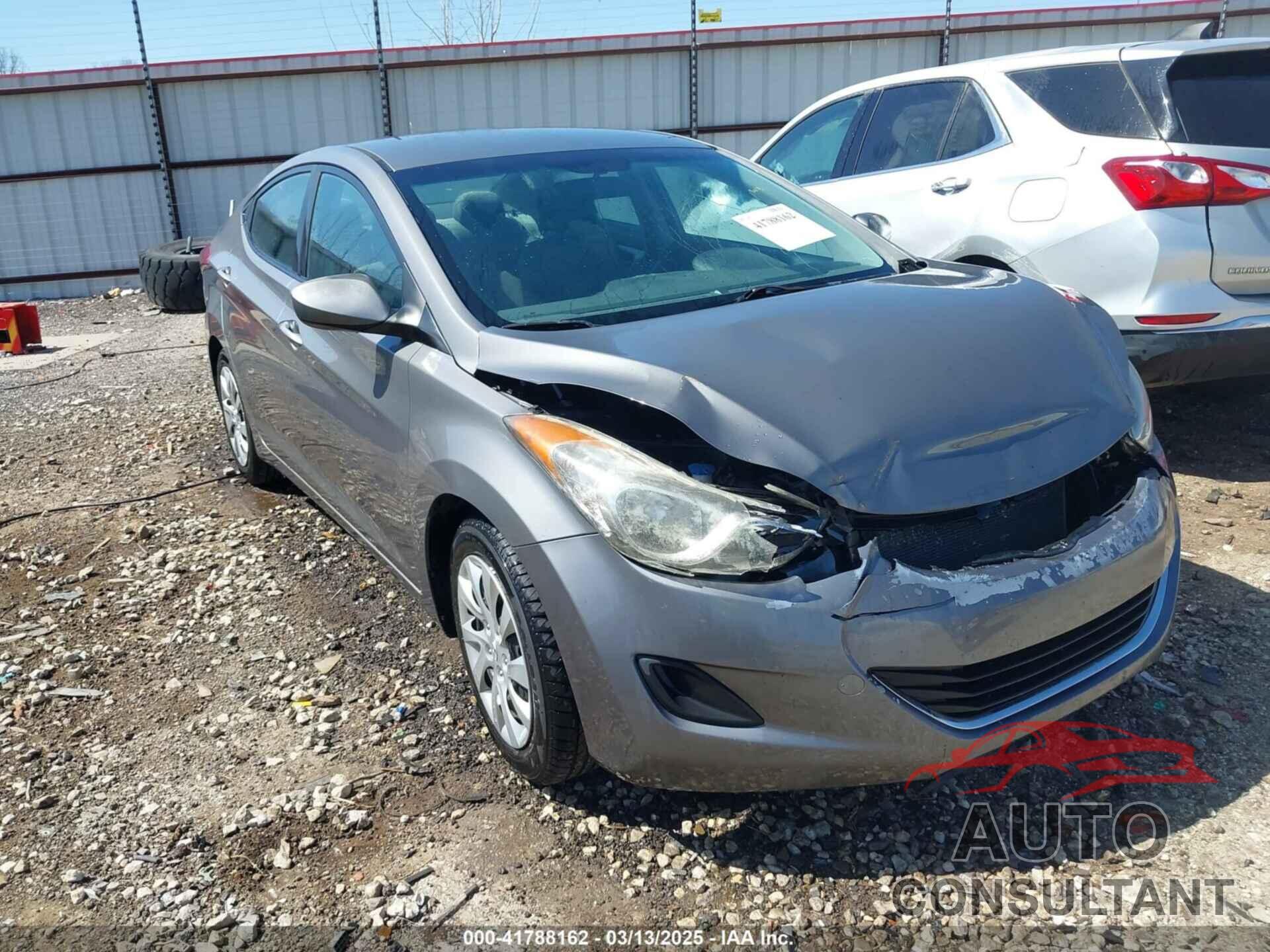 HYUNDAI ELANTRA 2012 - 5NPDH4AE7CH133101