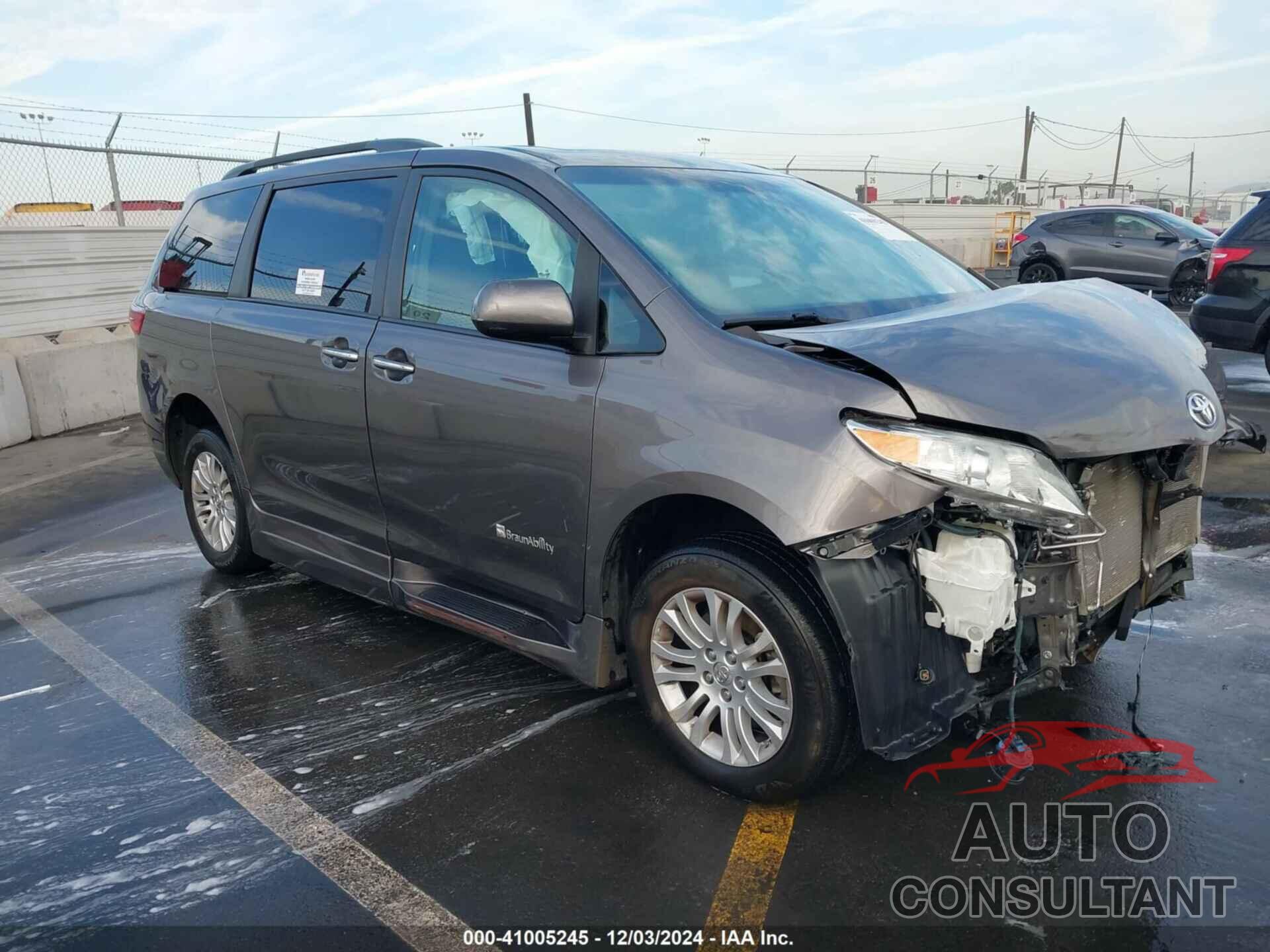 TOYOTA SIENNA 2016 - 5TDYK3DC0GS762349