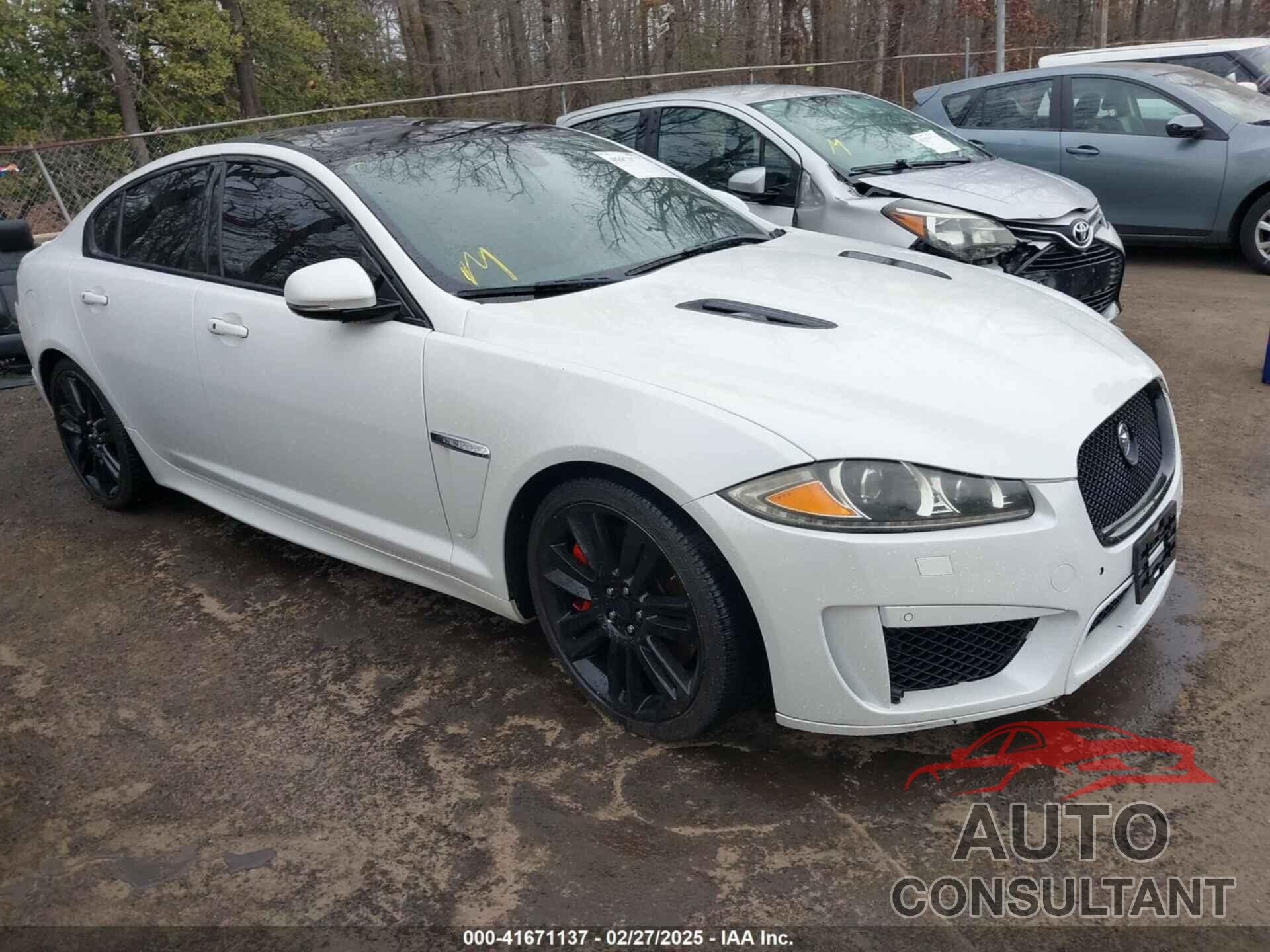 JAGUAR XF 2011 - SAJWA0JC1BMR88080