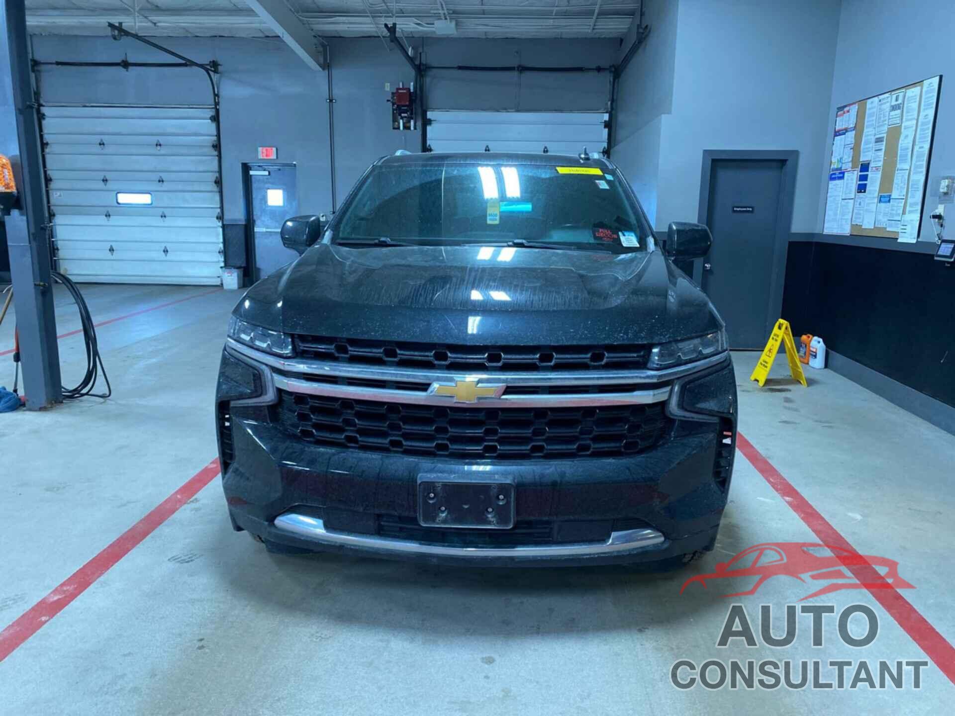 CHEVROLET TAHOE 2021 - 1GNSKMKD5MR165724