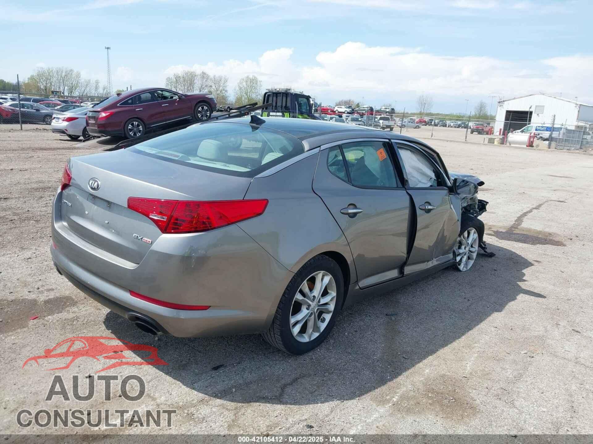 KIA OPTIMA 2013 - 5XXGN4A75DG100750
