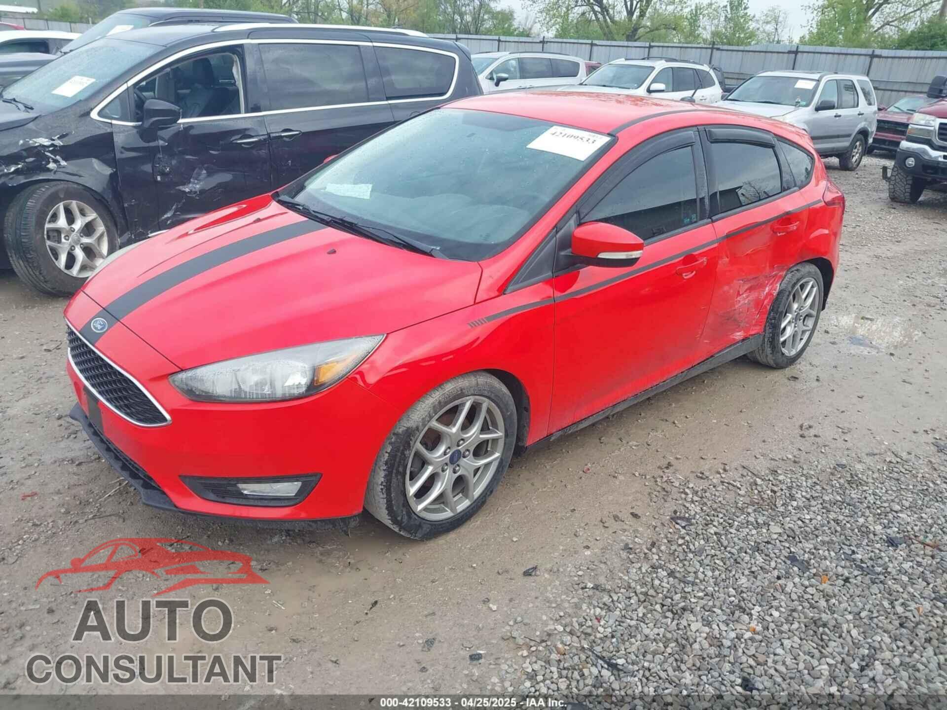 FORD FOCUS 2015 - 1FADP3K29FL366128