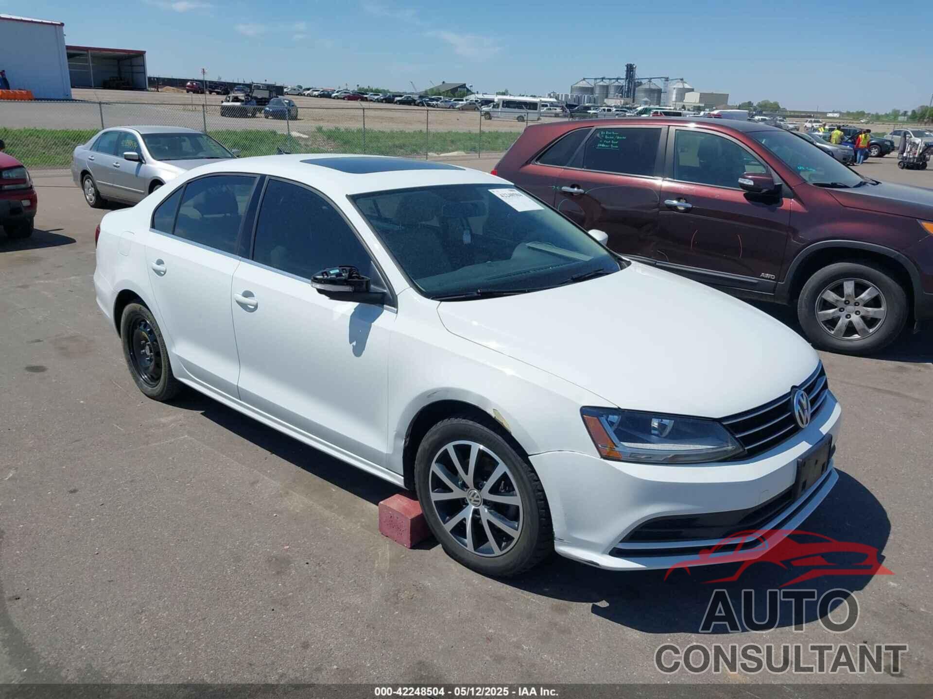 VOLKSWAGEN JETTA 2017 - 3VWB67AJ4HM278137