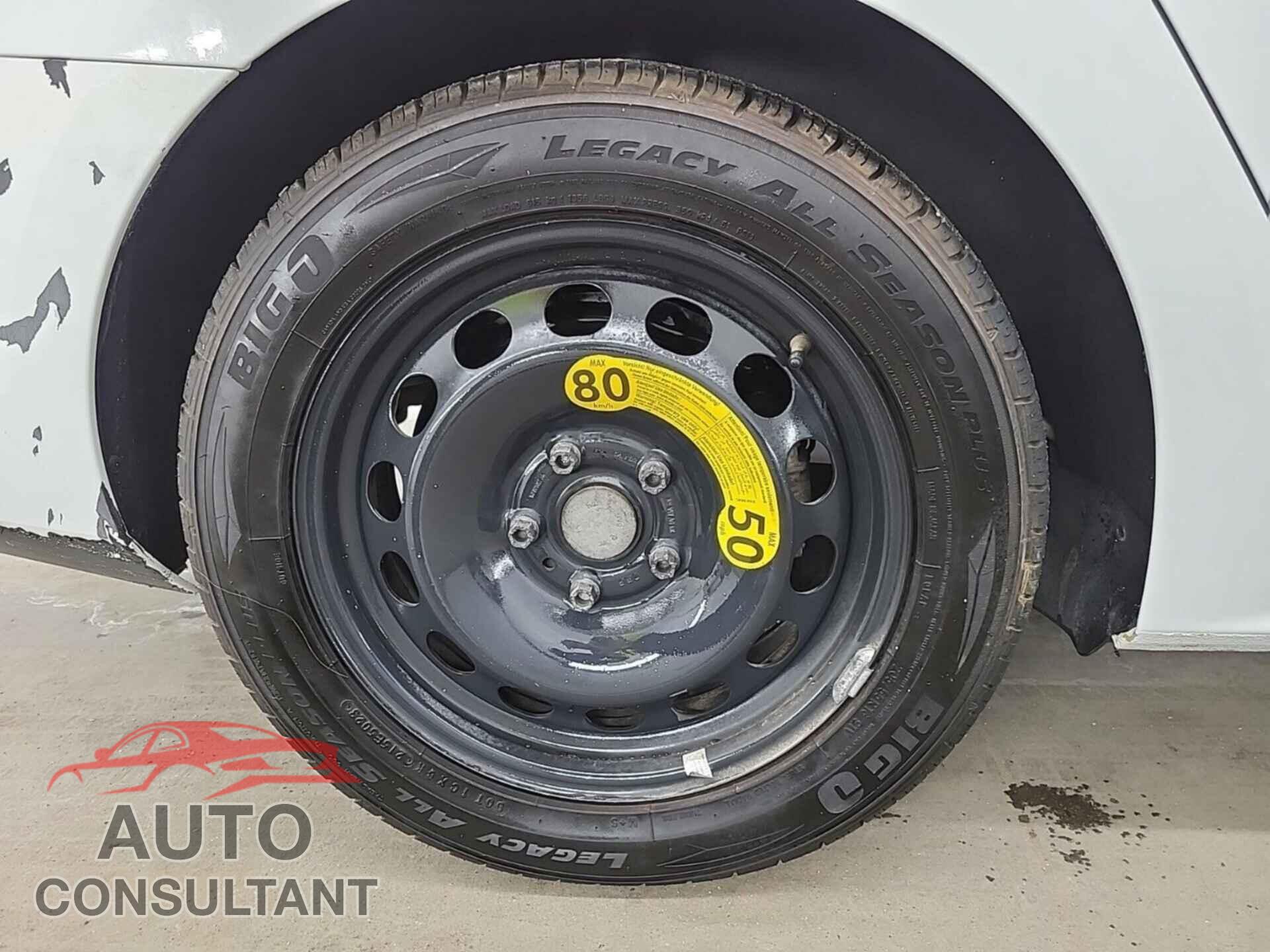 VOLKSWAGEN JETTA 2017 - 3VW2B7AJ3HM215509