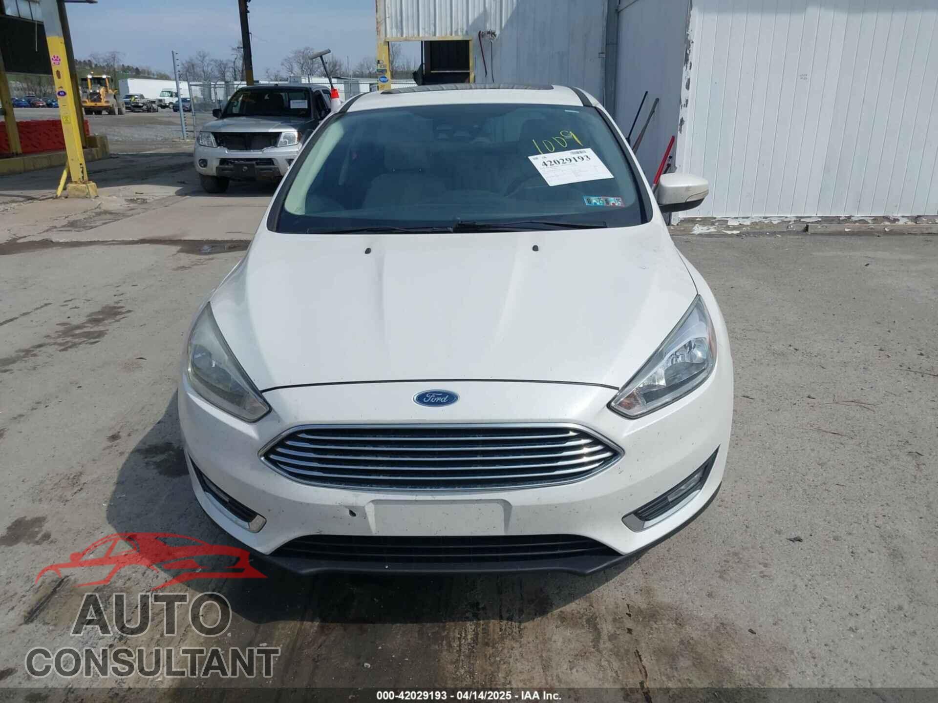 FORD FOCUS 2017 - 1FADP3N24HL331009