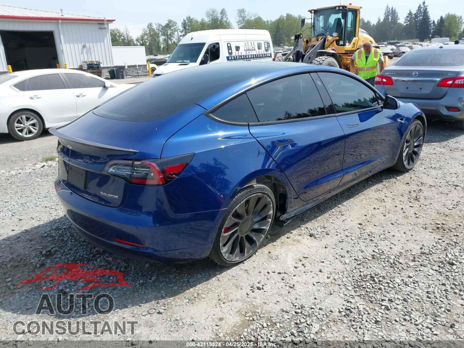 TESLA MODEL 3 2021 - 5YJ3E1EC1MF000961