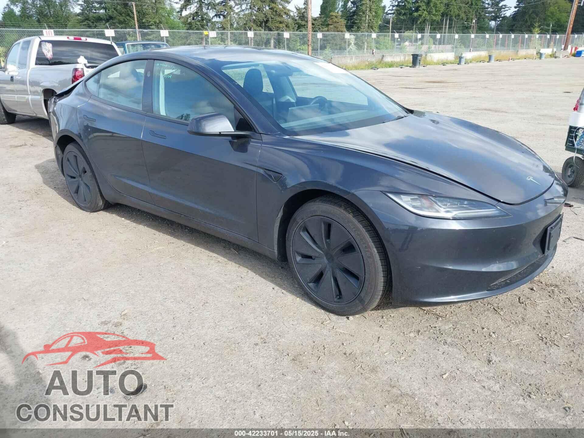 TESLA MODEL 3 2025 - 5YJ3E1EA7SF887557