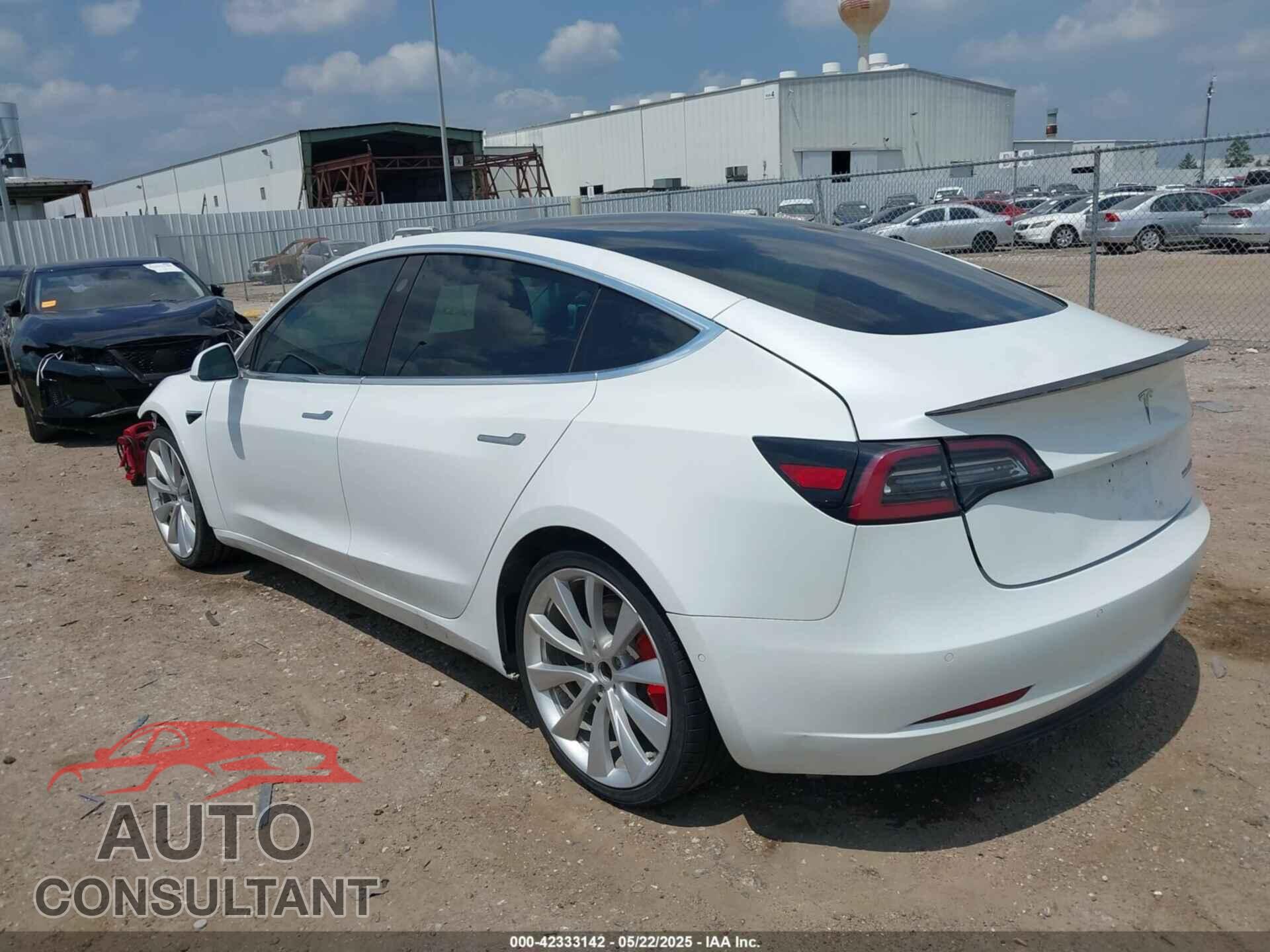 TESLA MODEL 3 2019 - 5YJ3E1EB6KF425631