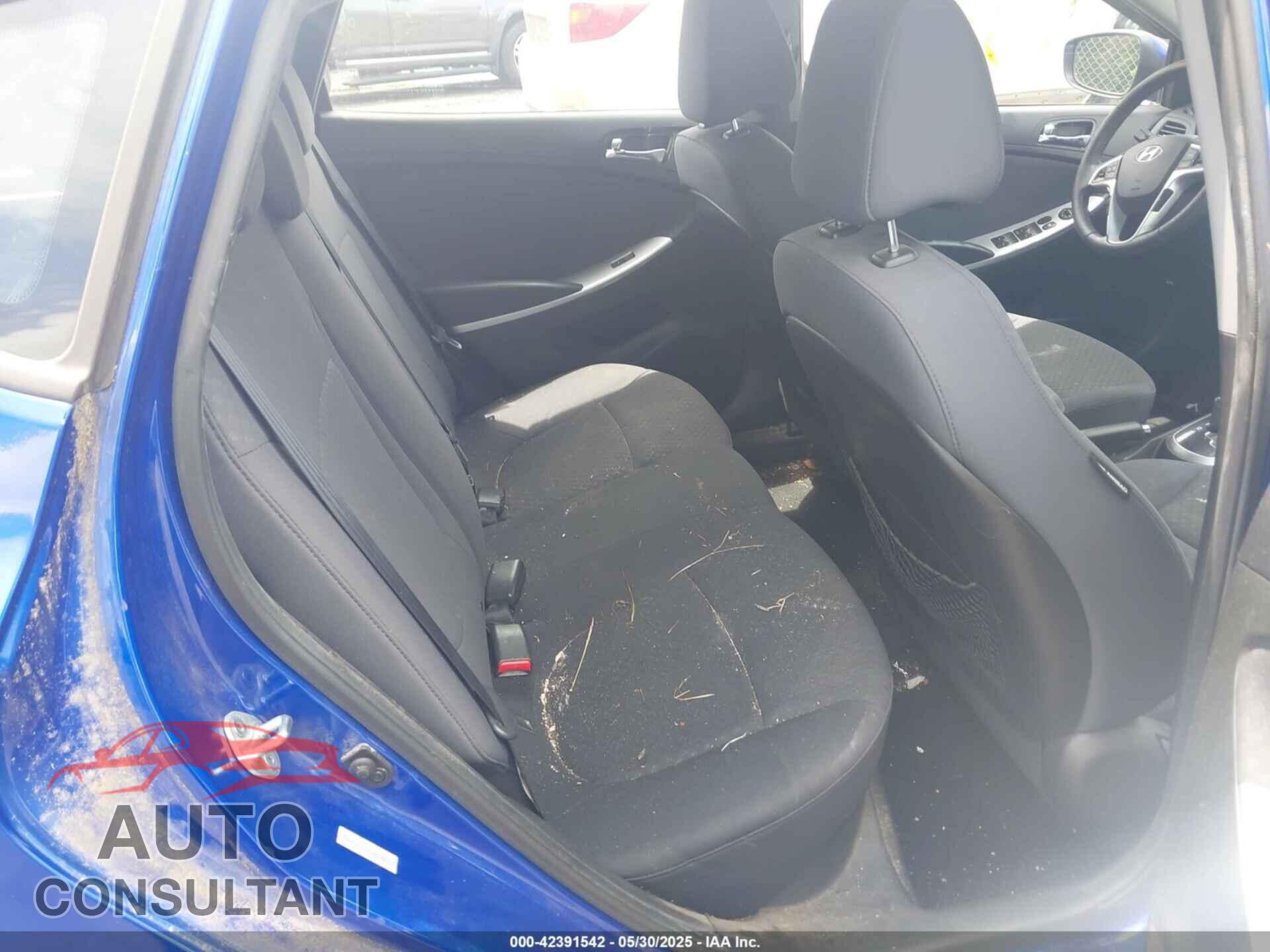 HYUNDAI ACCENT 2013 - KMHCU5AE8DU104237
