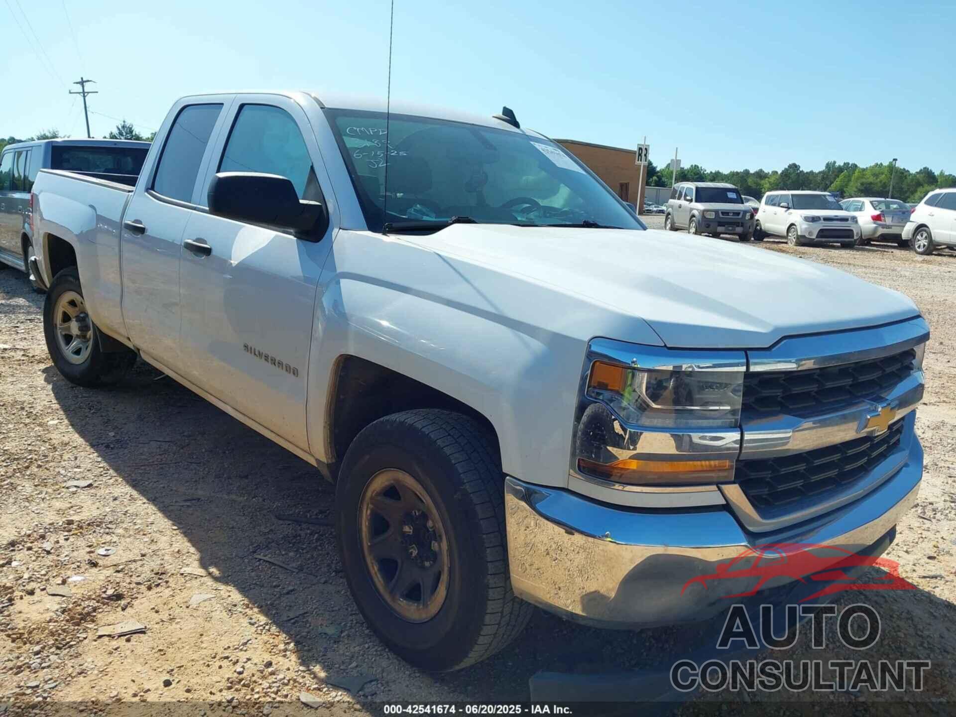 CHEVROLET SILVERADO 1500 2017 - 1GCRCNEH1HZ318906