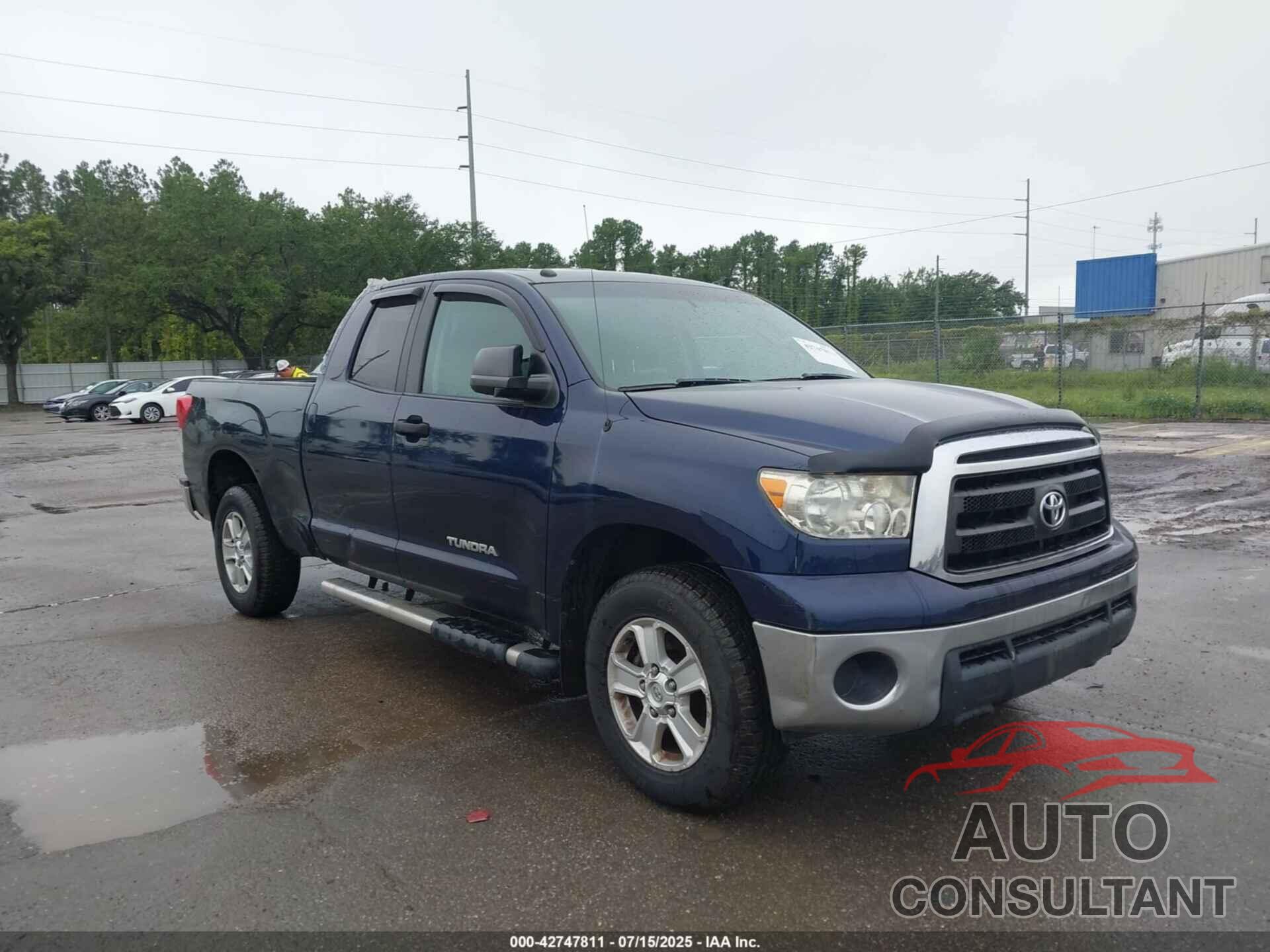 TOYOTA TUNDRA 2011 - 5TFUM5F19BX022477