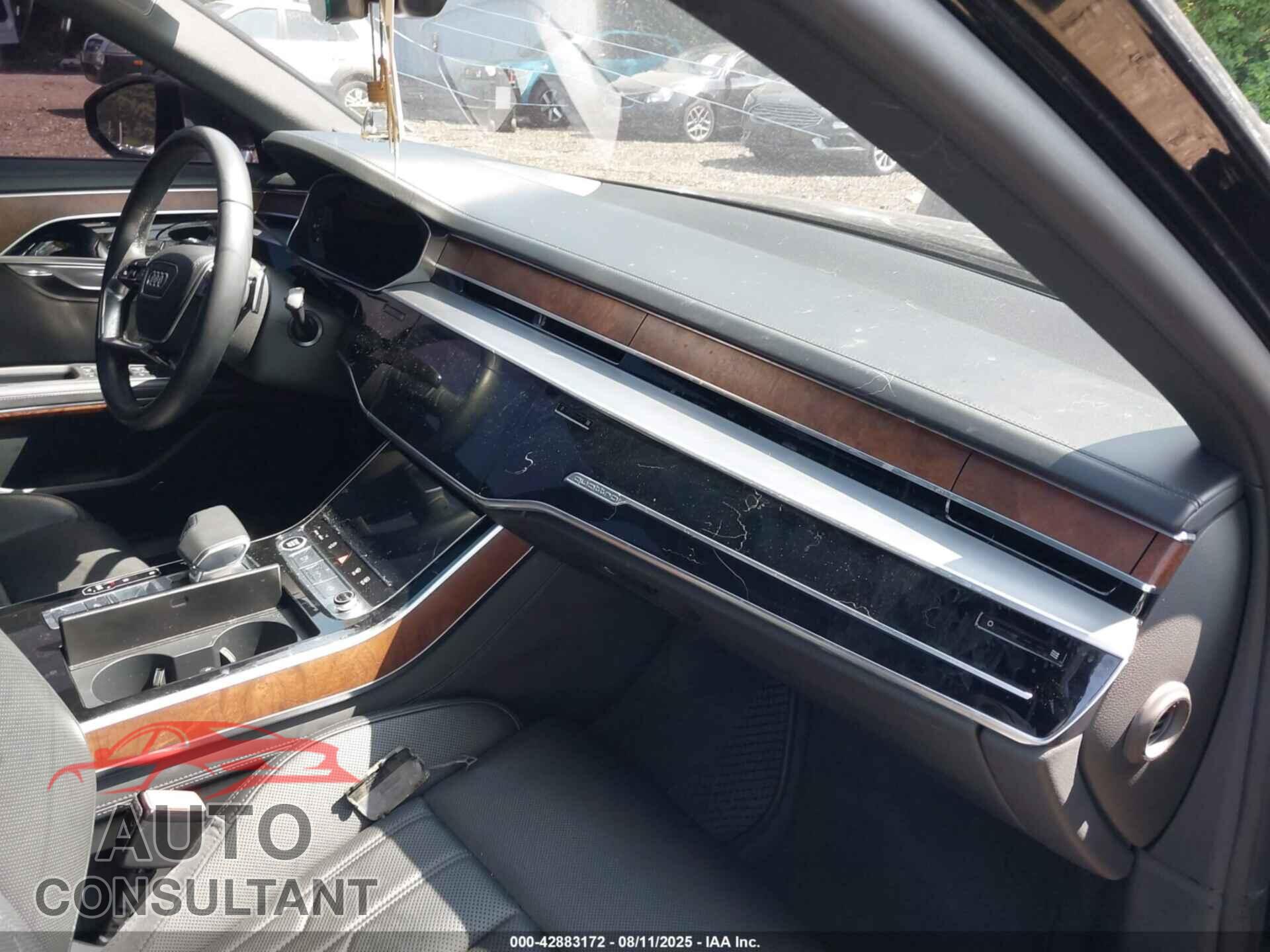 AUDI A8 2024 - WAULDAF81RN004432