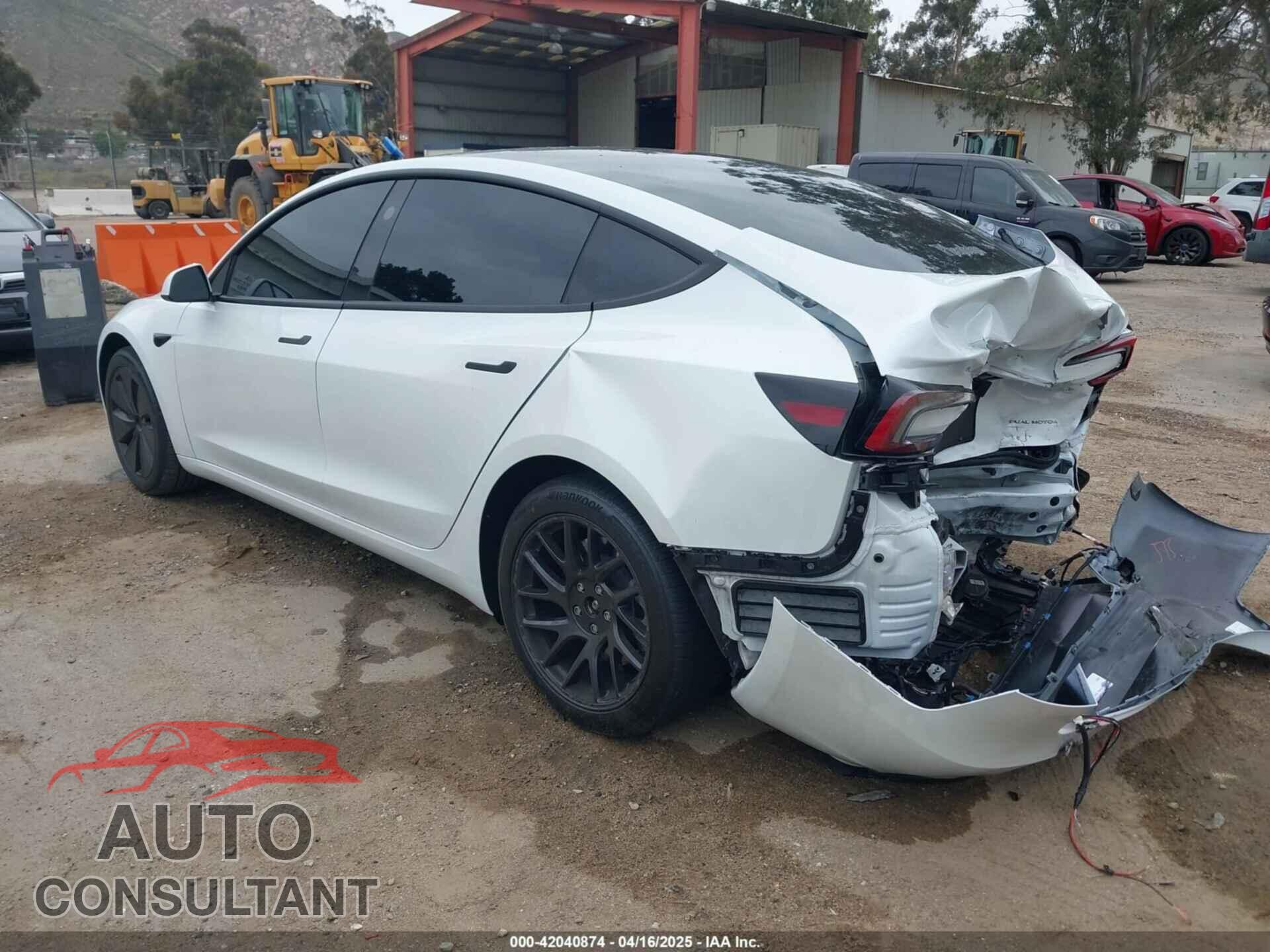 TESLA MODEL 3 2024 - 5YJ3E1EB6RF842807