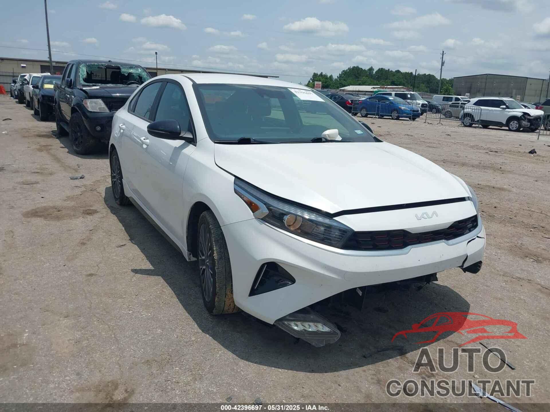 KIA FORTE 2023 - 3KPF54AD0PE548554