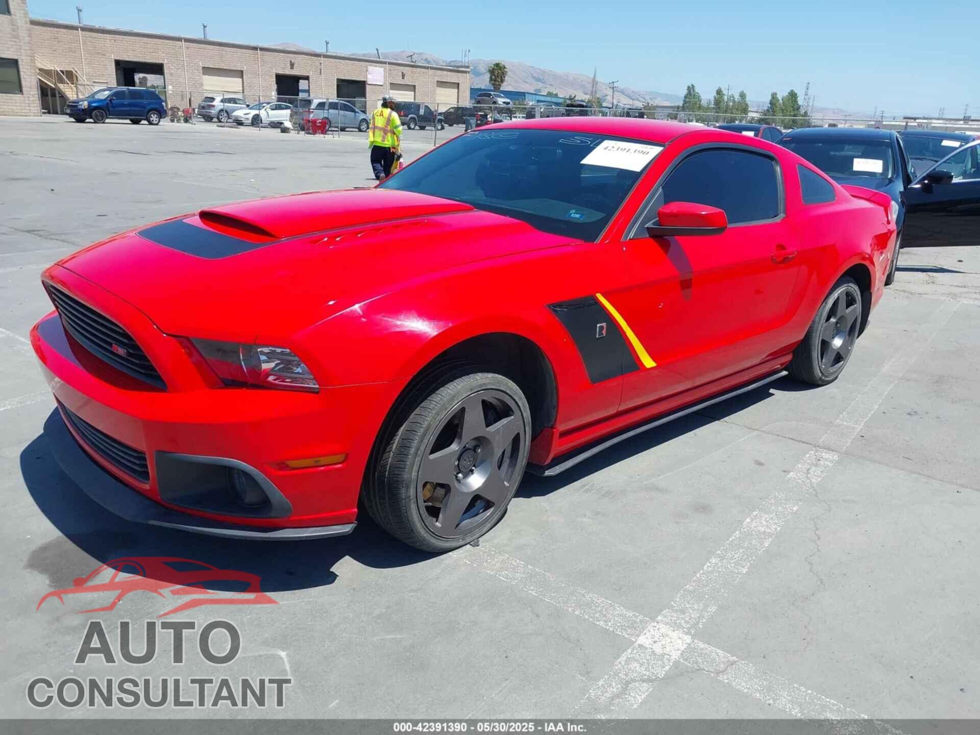 FORD MUSTANG 2014 - 1ZVBP8CF0E5300521