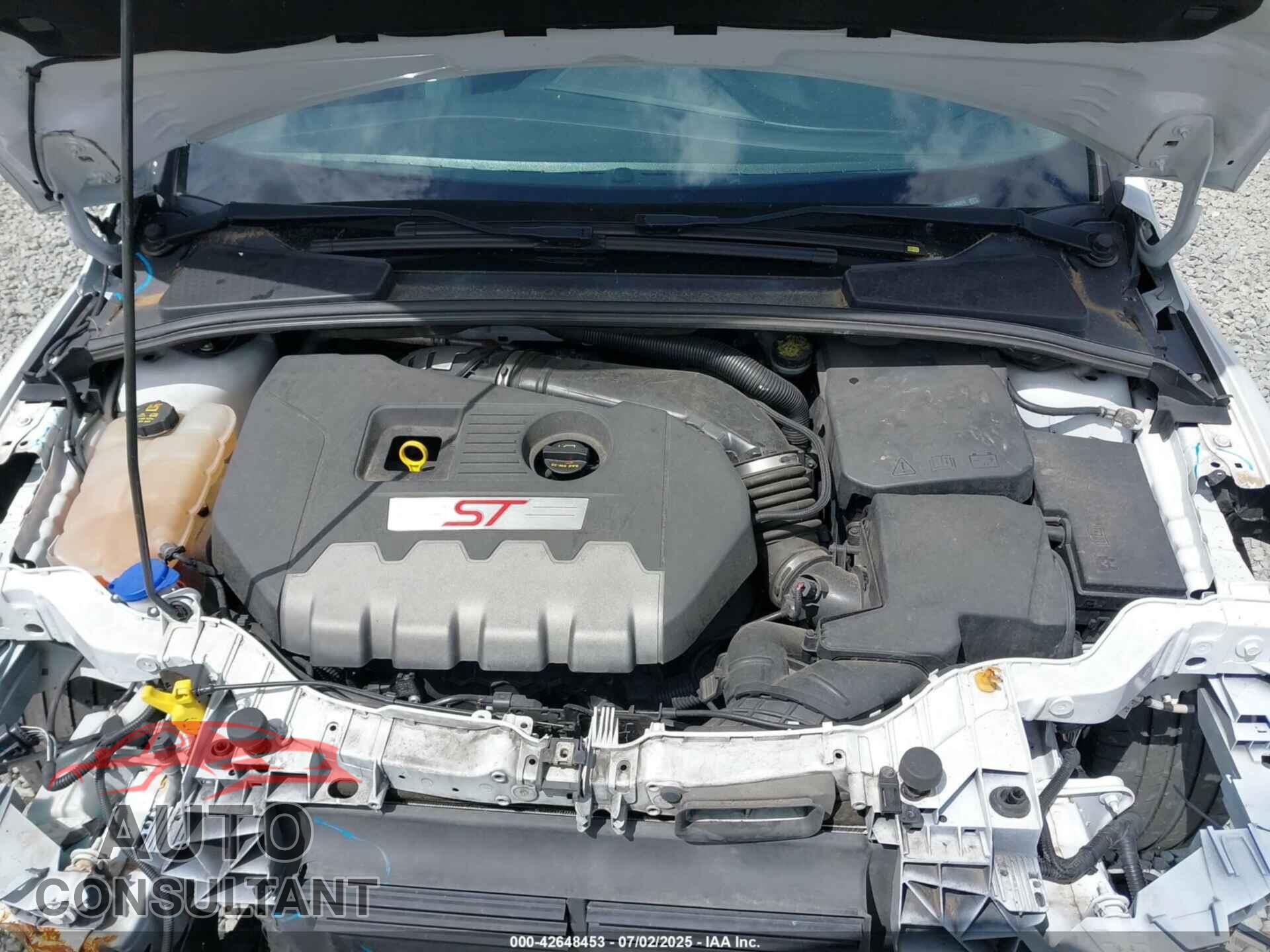 FORD FOCUS ST 2017 - 1FADP3L96HL348474