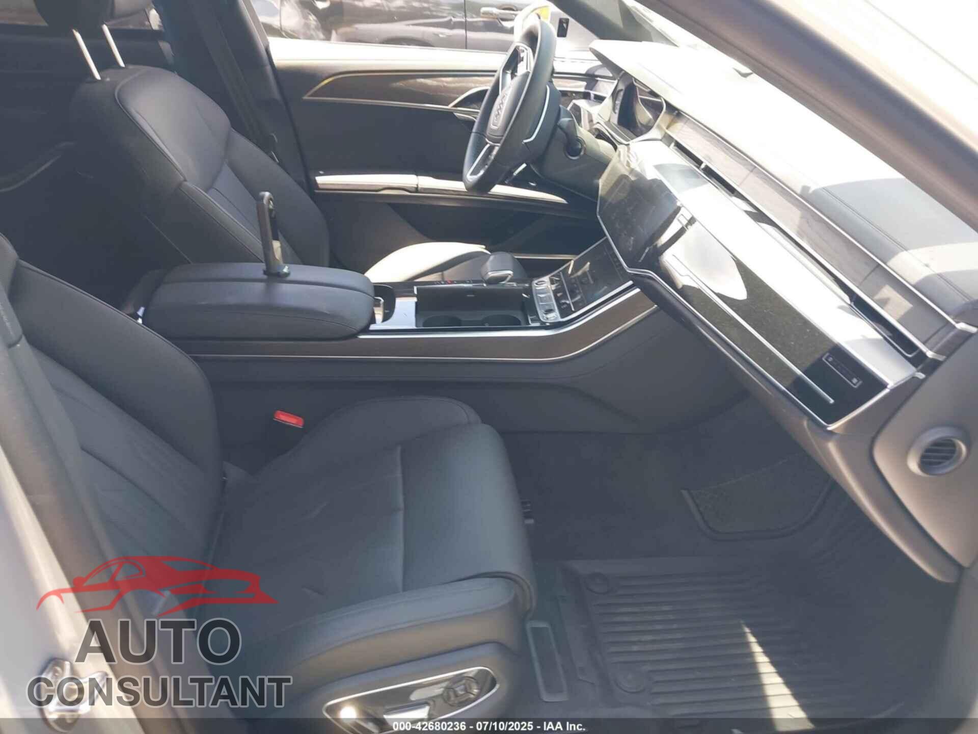 AUDI A8 2025 - WAULDAF82SN001562