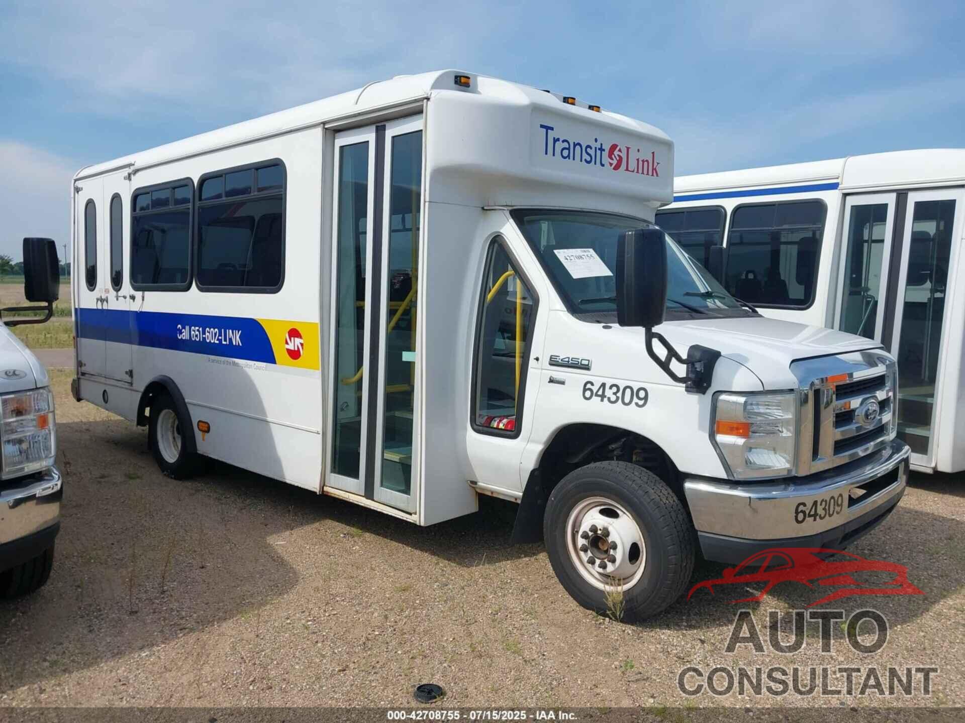 FORD ECONOLINE 2015 - 1FDEE4FL2FDA23826